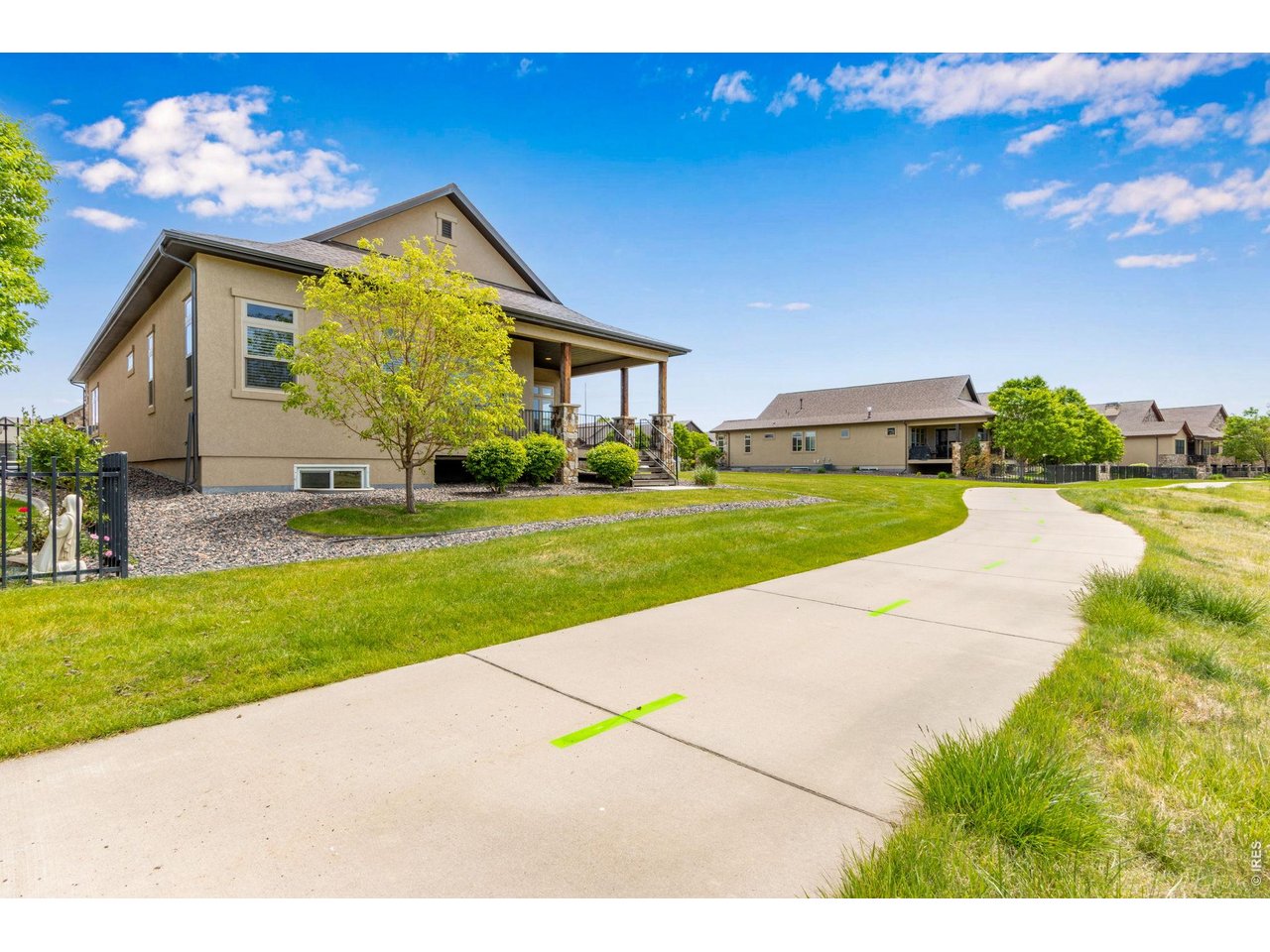 2006 Vineyard Dr