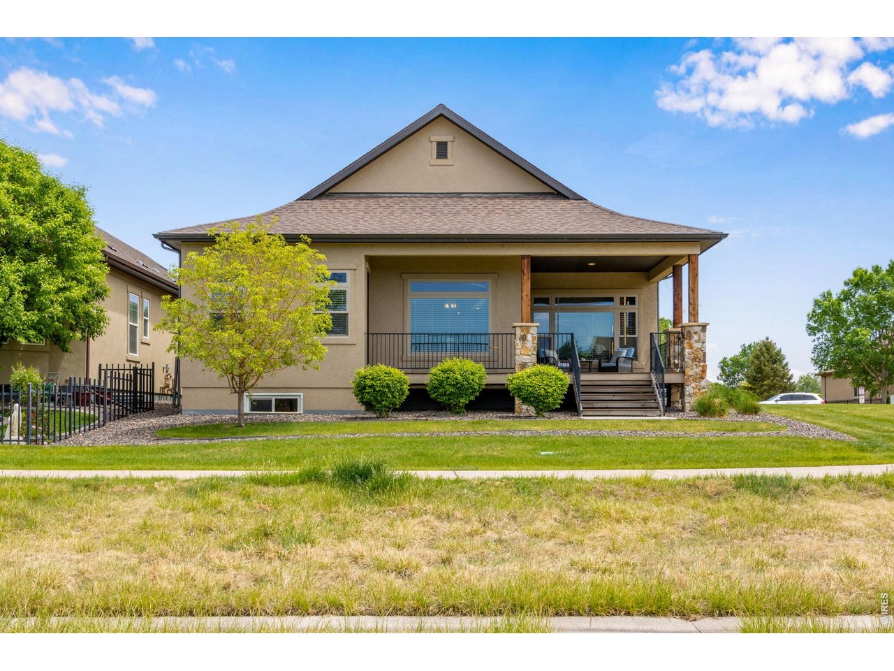 2006 Vineyard Dr