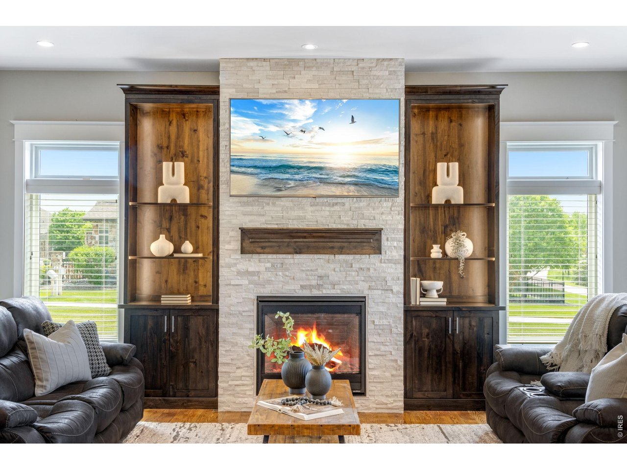2006 Vineyard Dr