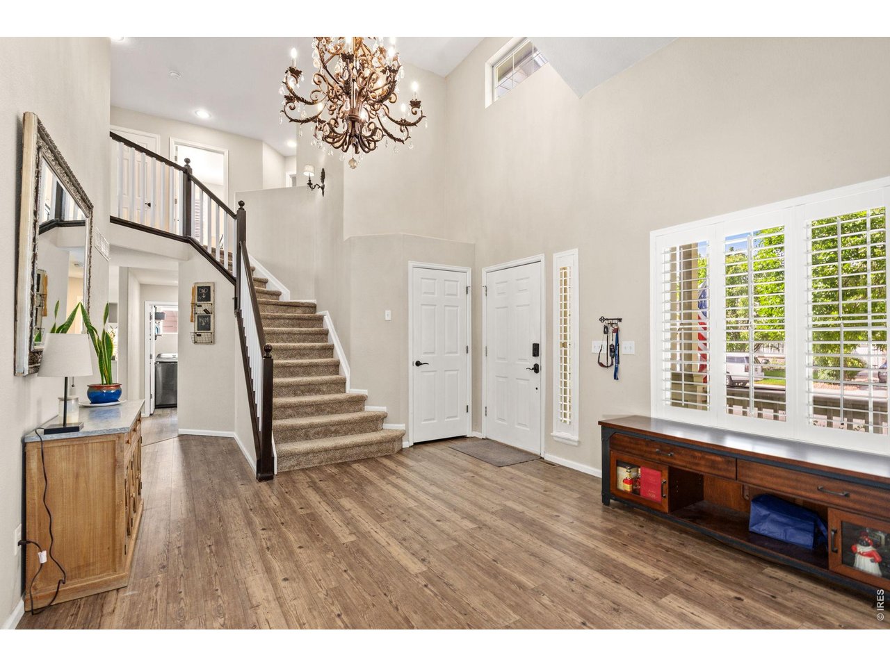 114 Whitney Ct