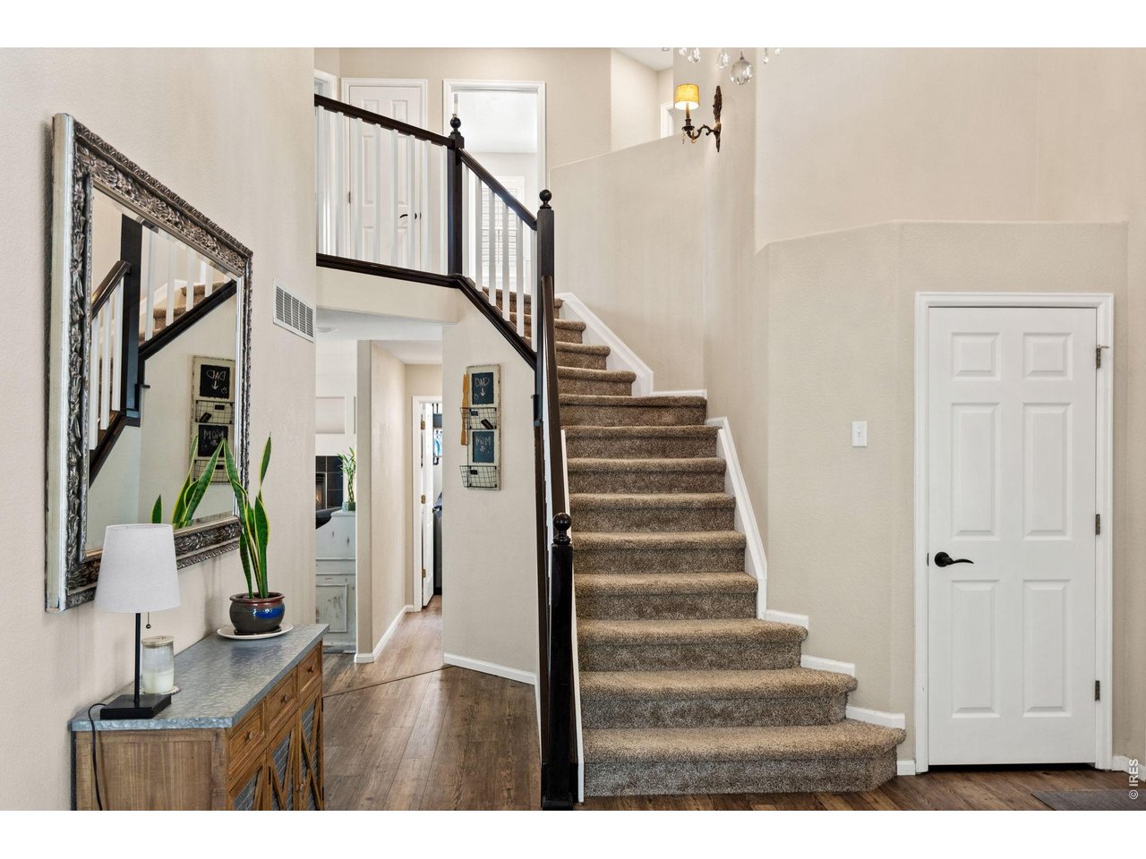 114 Whitney Ct