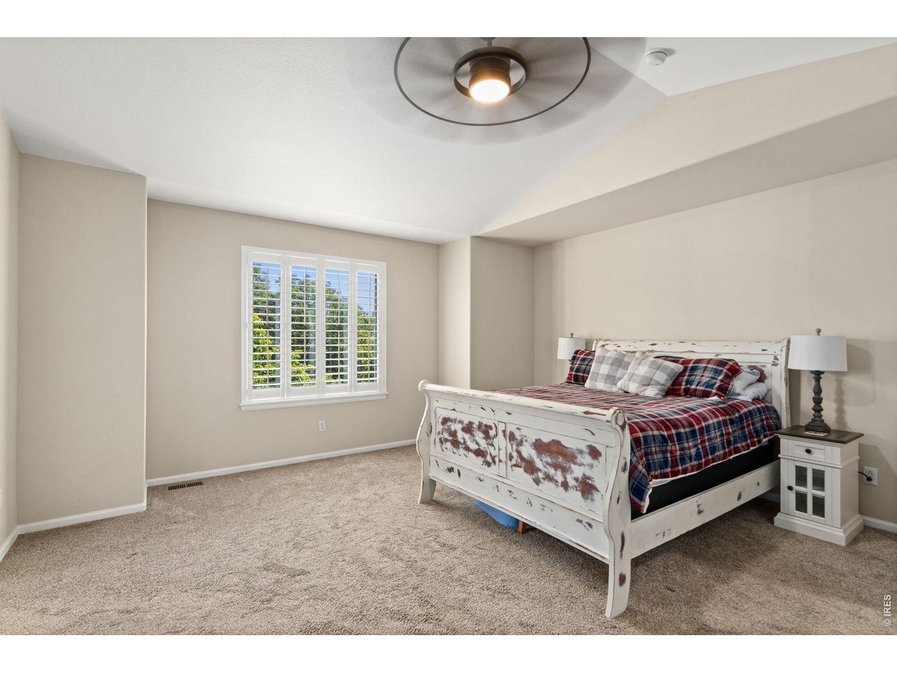 114 Whitney Ct