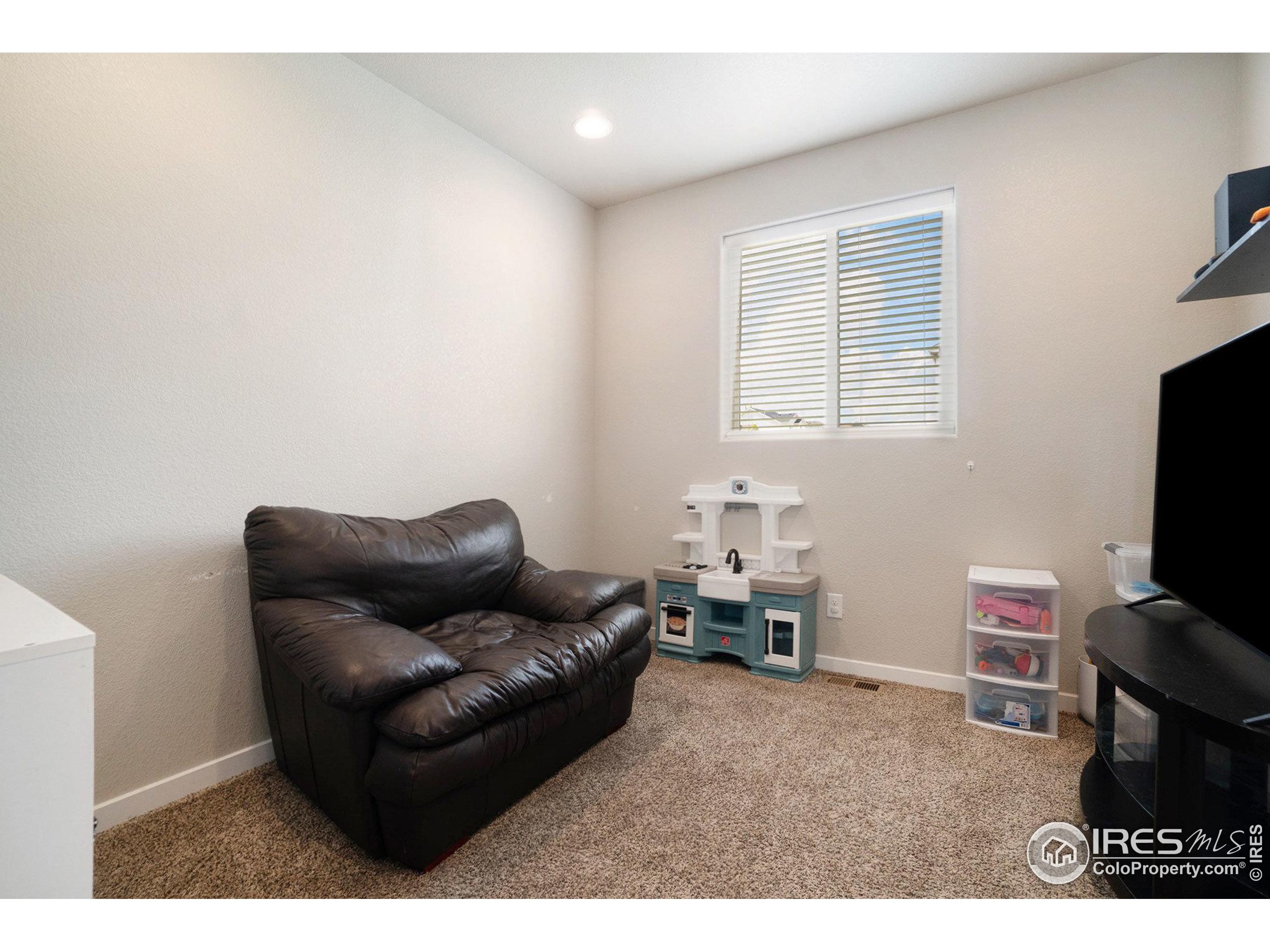 1398 Copeland Falls Rd