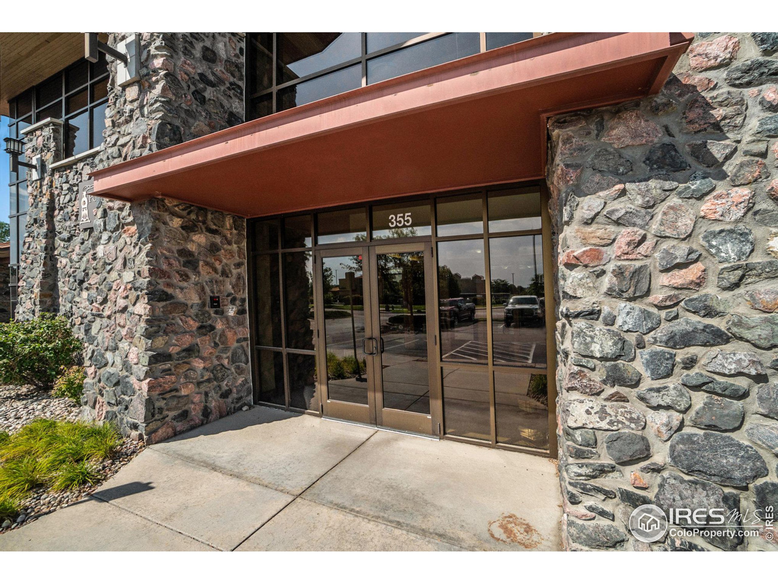 355 Eastman Park Dr Unit: #200