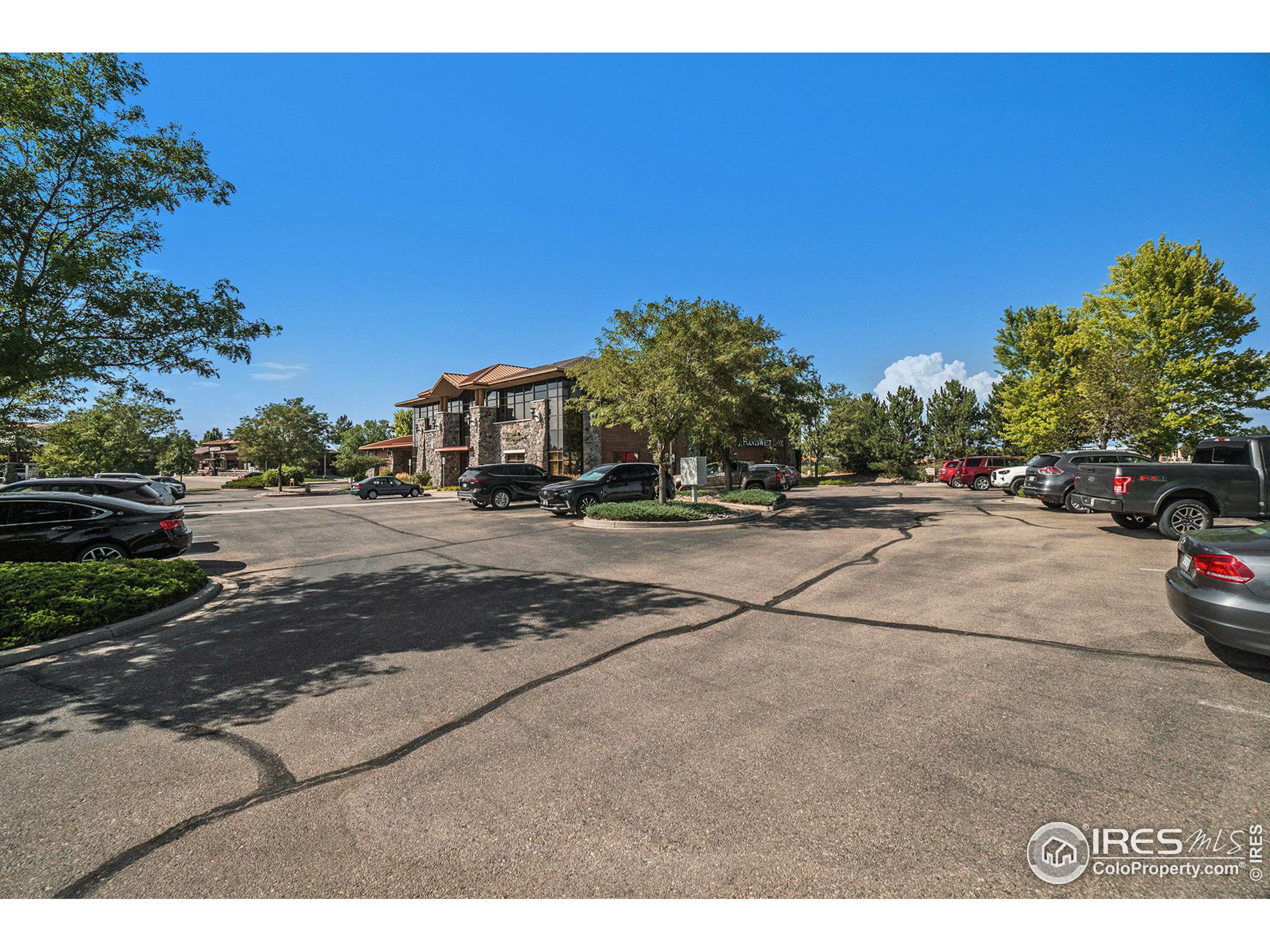 355 Eastman Park Dr Unit: #200