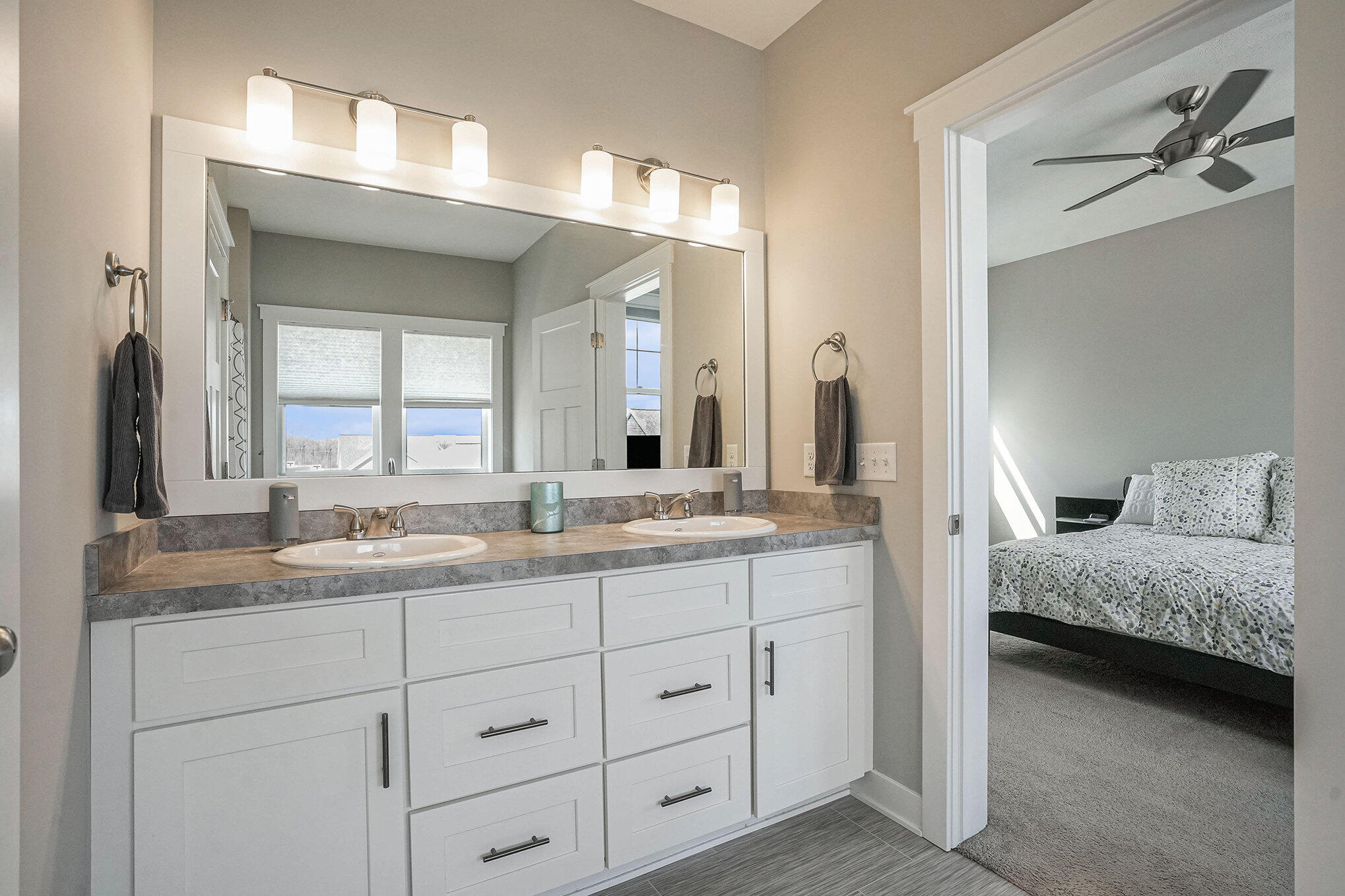 4335 Augusta Hills Avenue SE