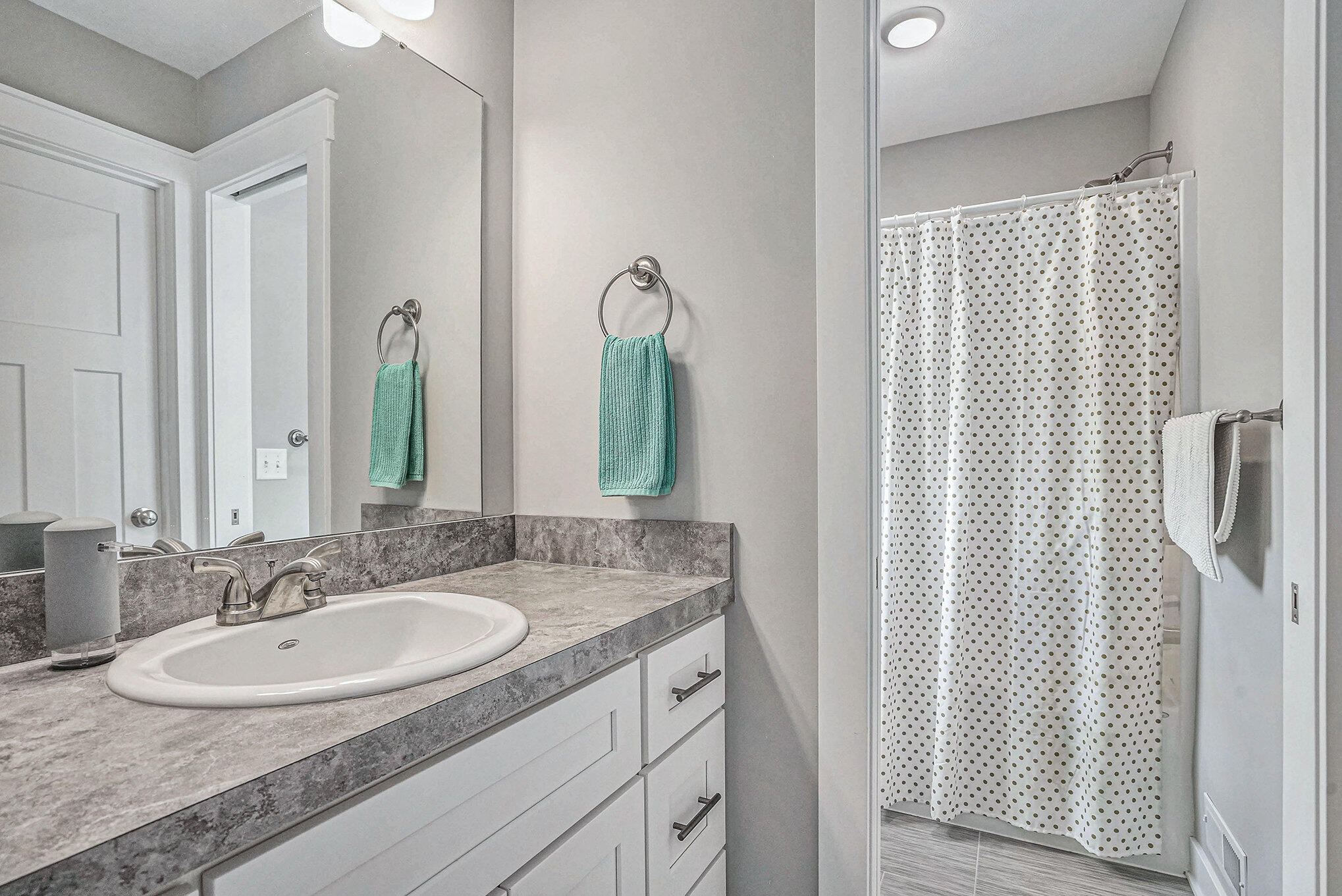 4335 Augusta Hills Avenue SE