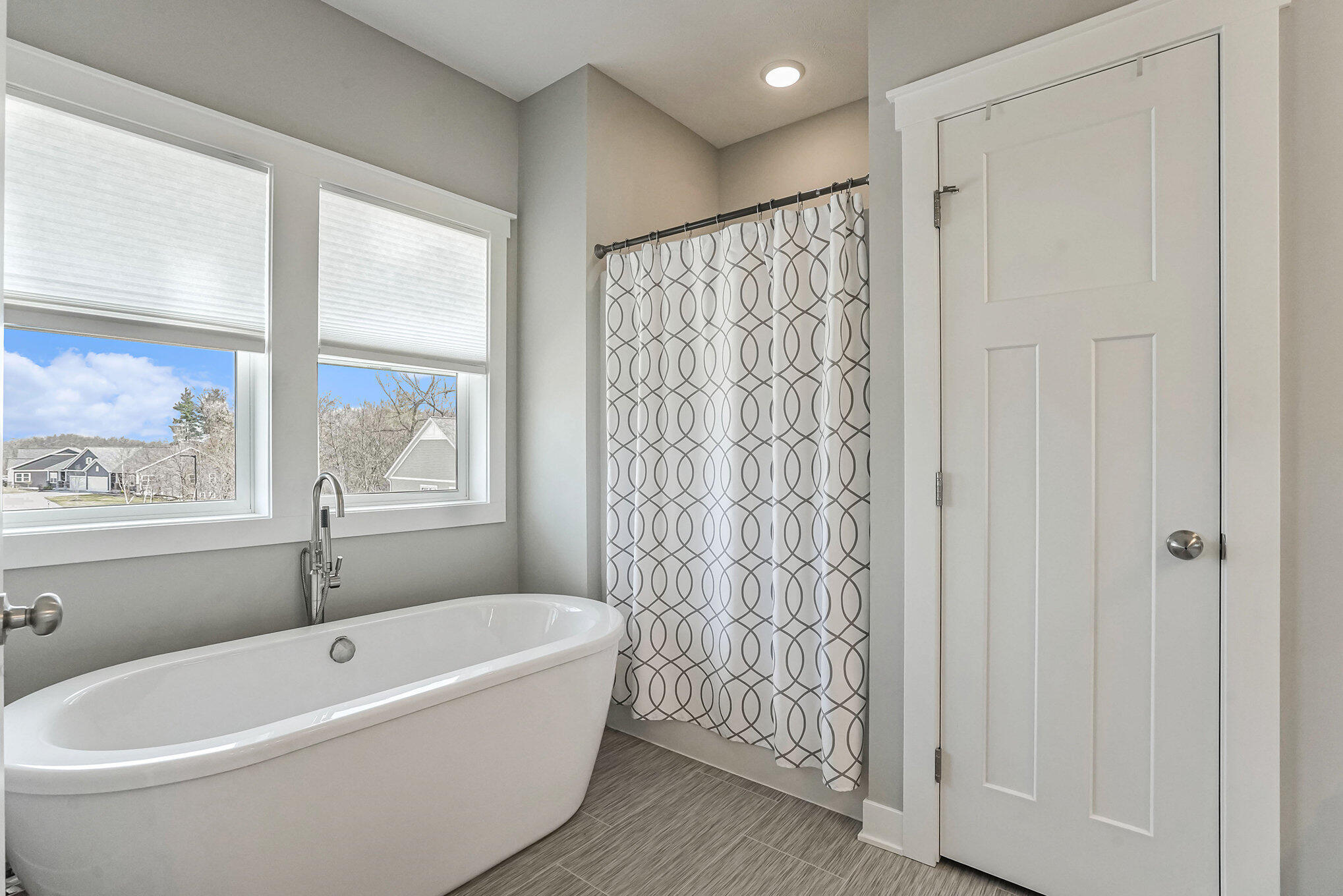 4335 Augusta Hills Avenue SE