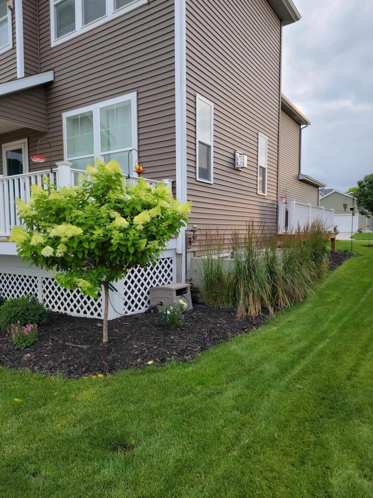 4335 Augusta Hills Avenue SE