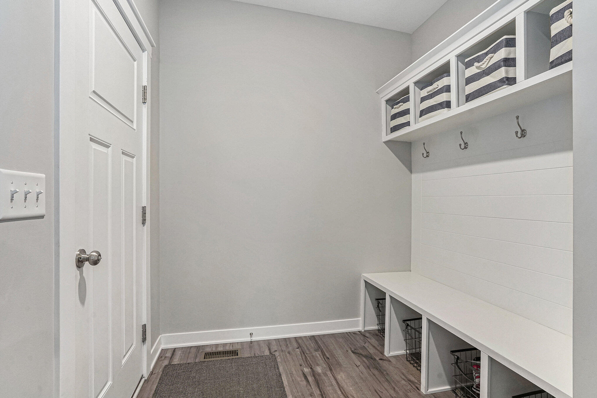 4335 Augusta Hills Avenue SE