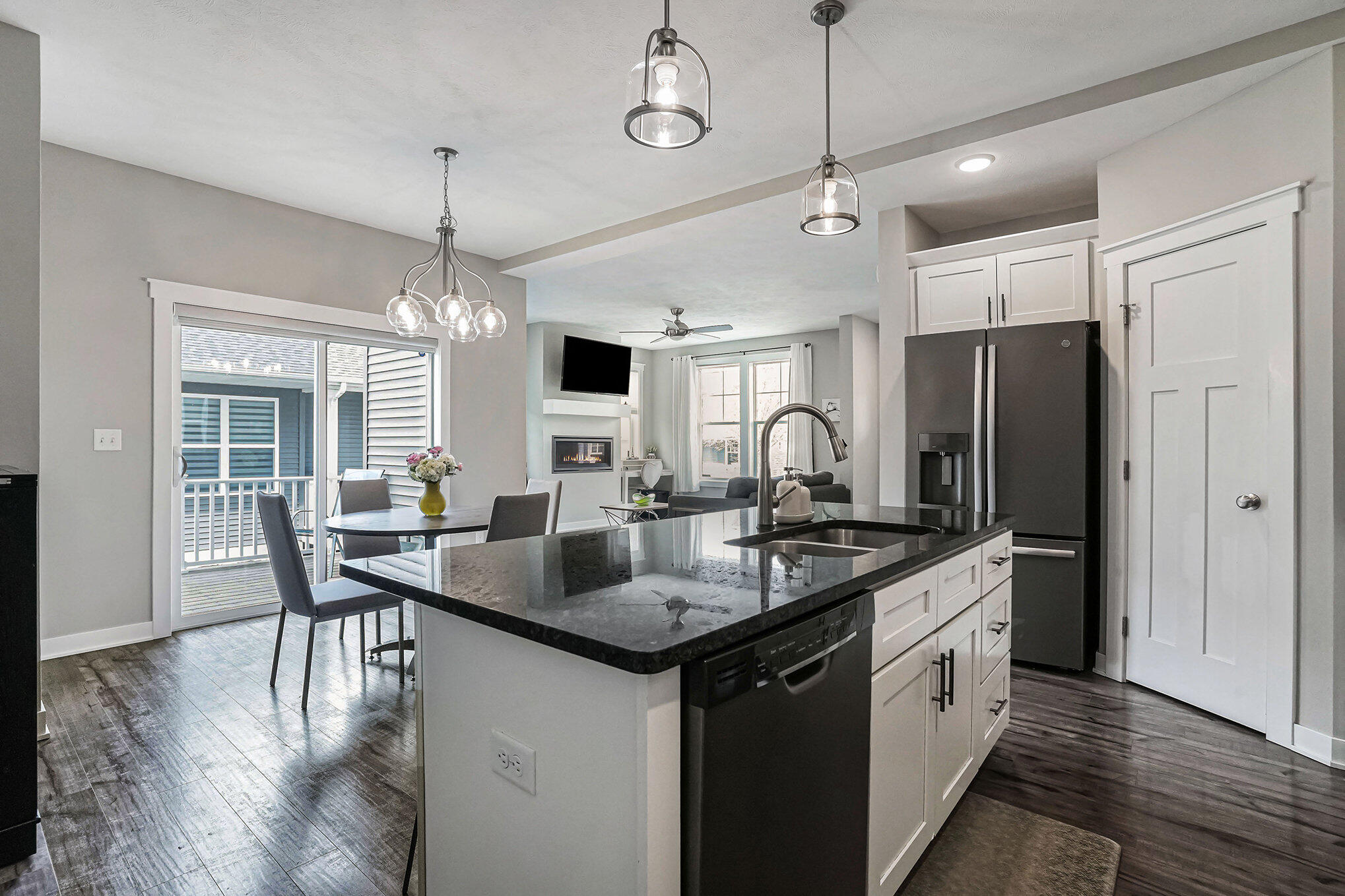 4335 Augusta Hills Avenue SE