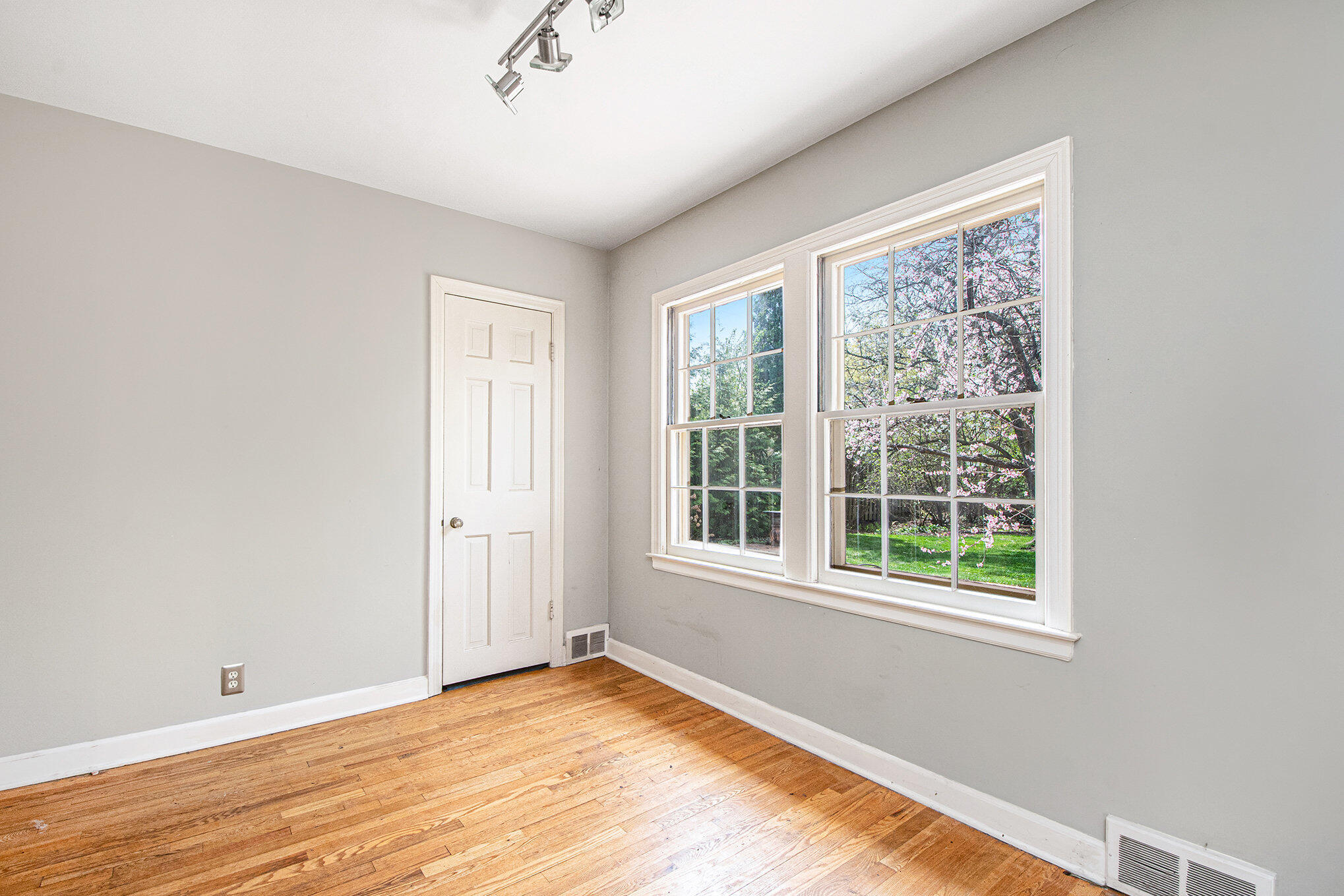 1439 Sherwood Avenue SE