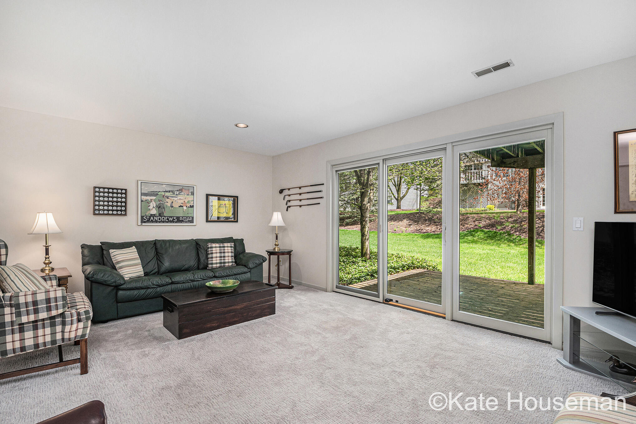 1334 Thornberry Court W