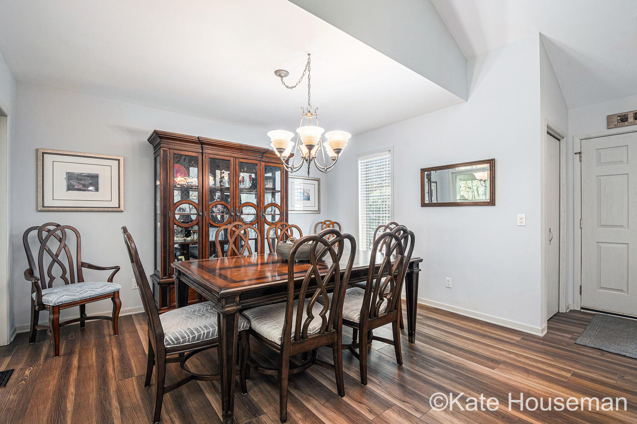 1334 Thornberry Court W