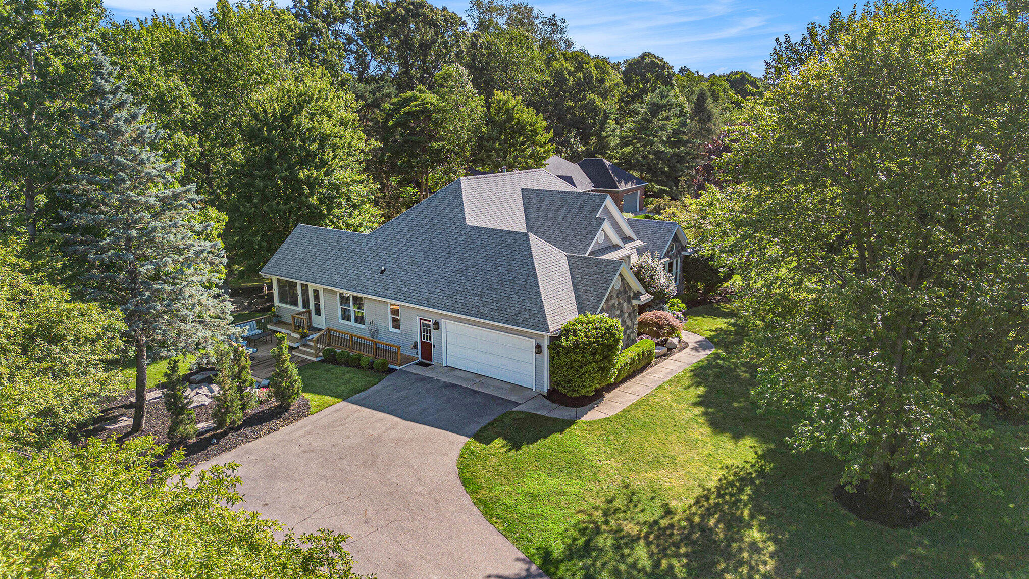 2561 Hunter Green Court SE