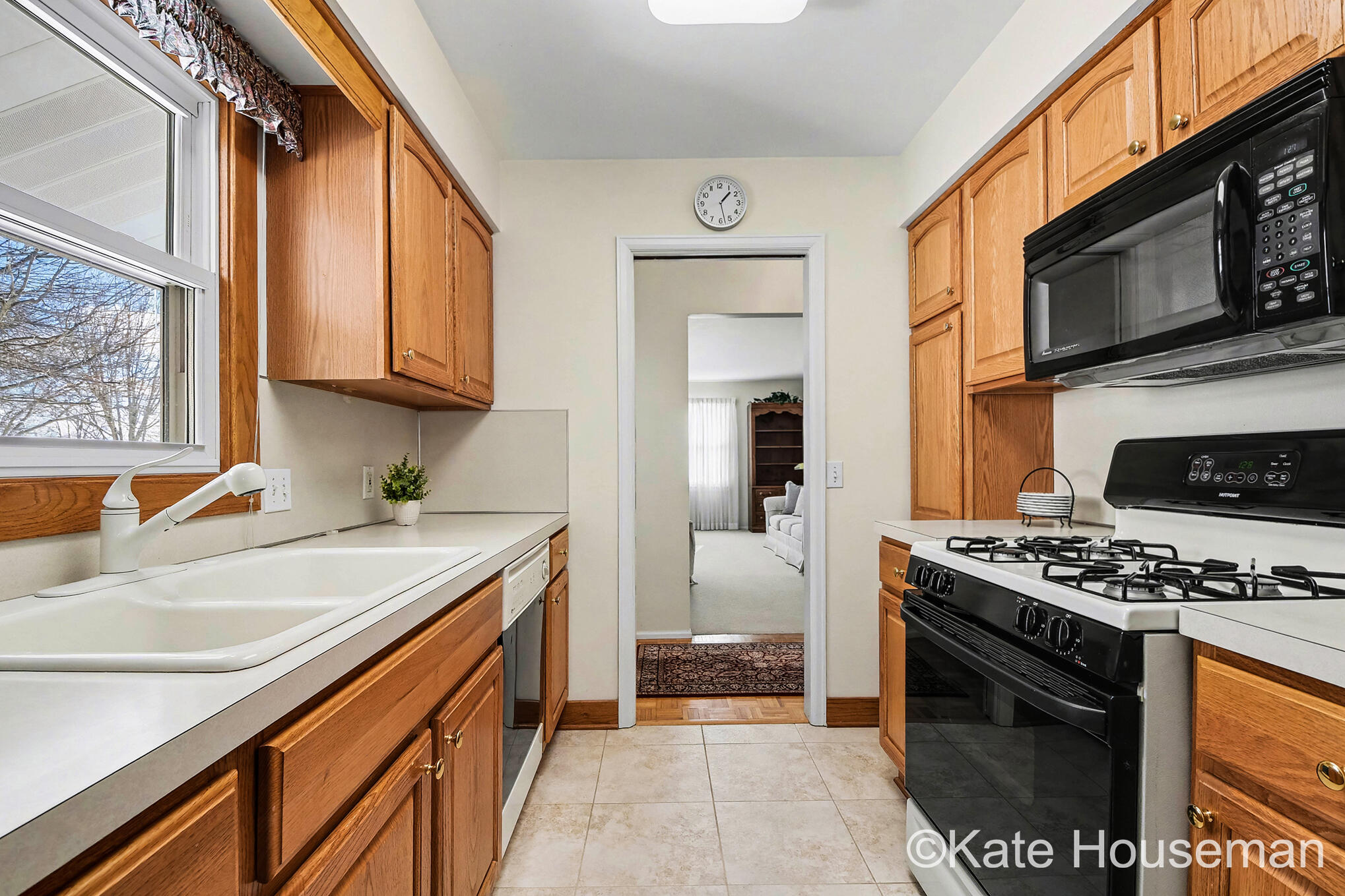 1921 Camille Drive SE