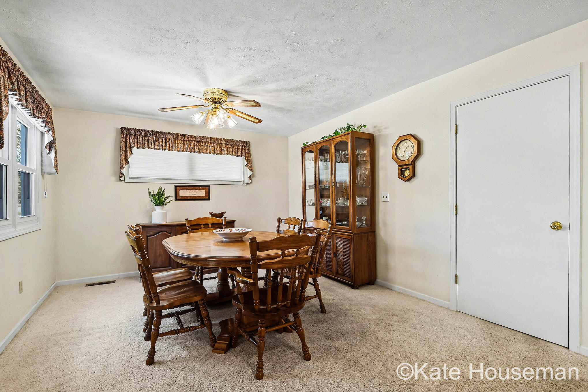 1921 Camille Drive SE