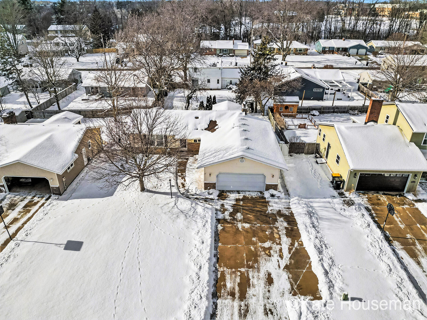 1921 Camille Drive SE