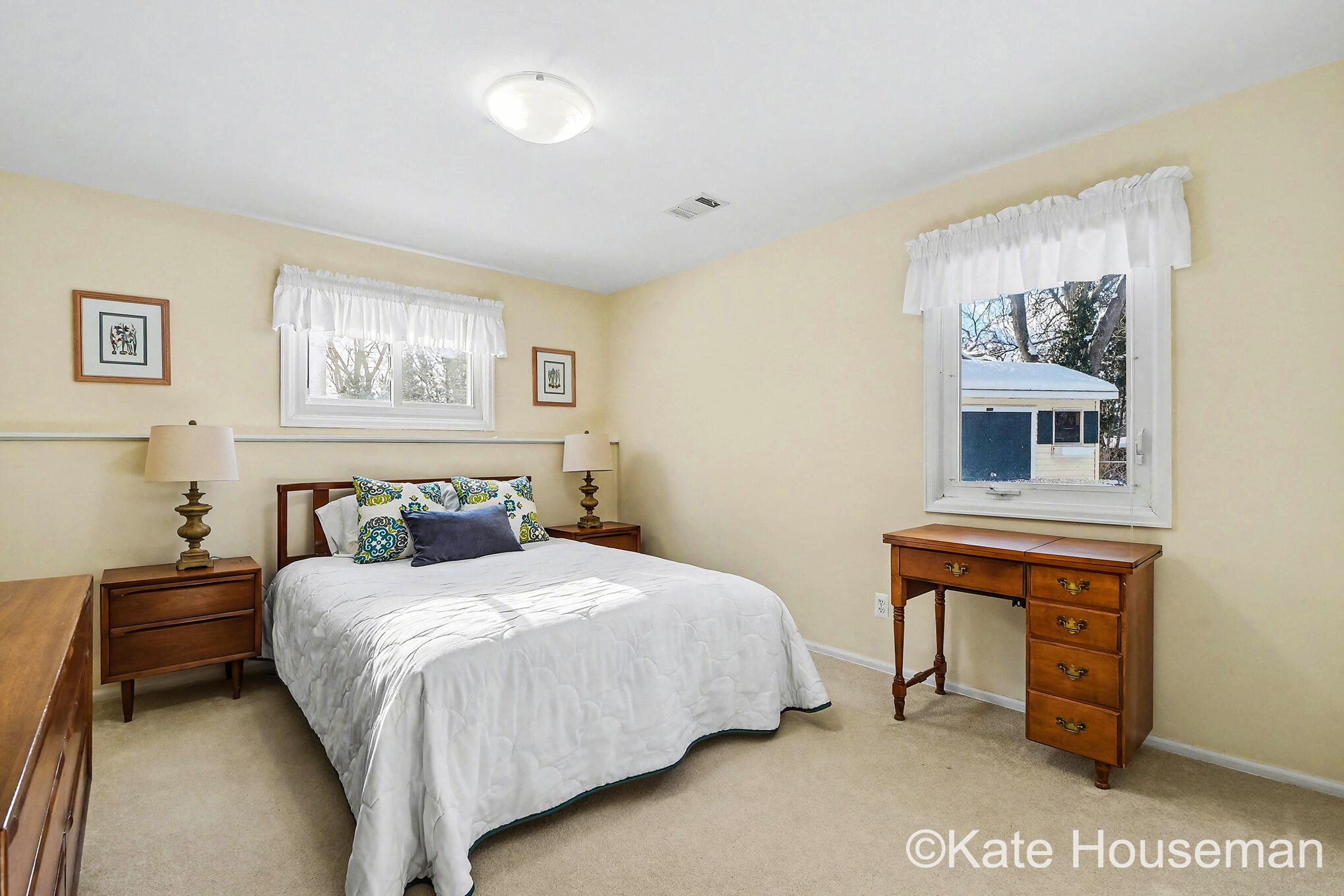 1921 Camille Drive SE