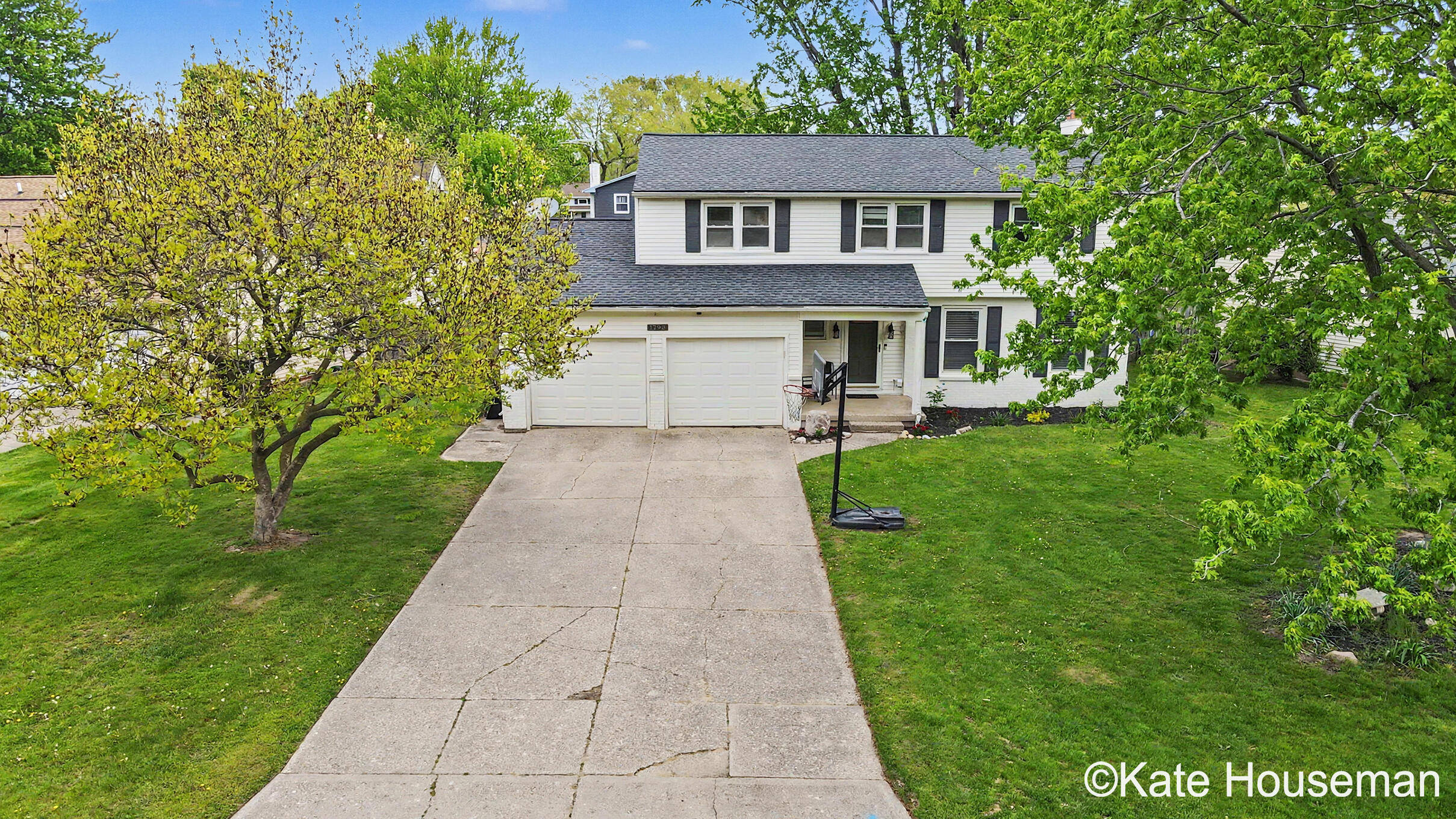1793 Pinebluff Drive SE