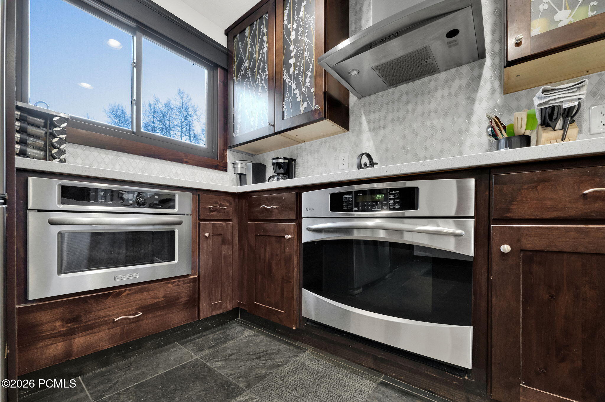 405 Silver King Drive 121