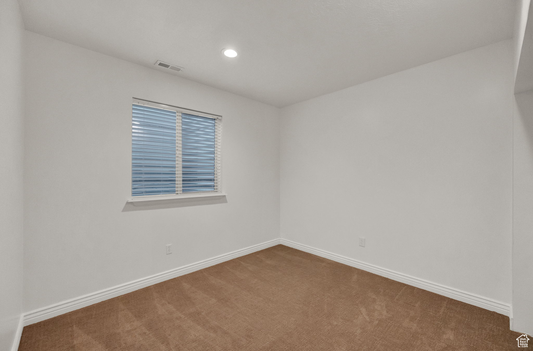 1539 E TUMBLEWEED WAY