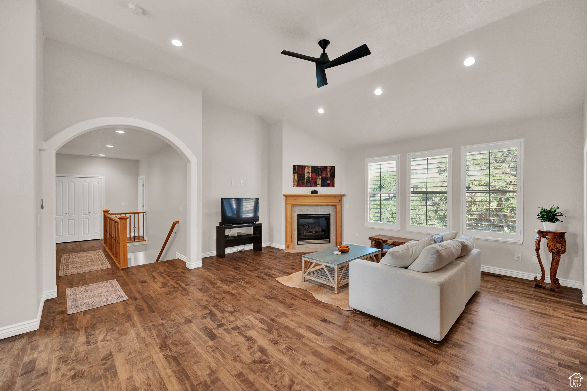 1539 E TUMBLEWEED WAY
