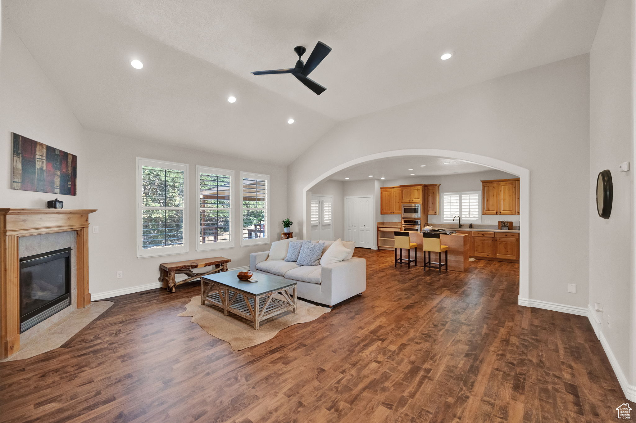 1539 E TUMBLEWEED WAY