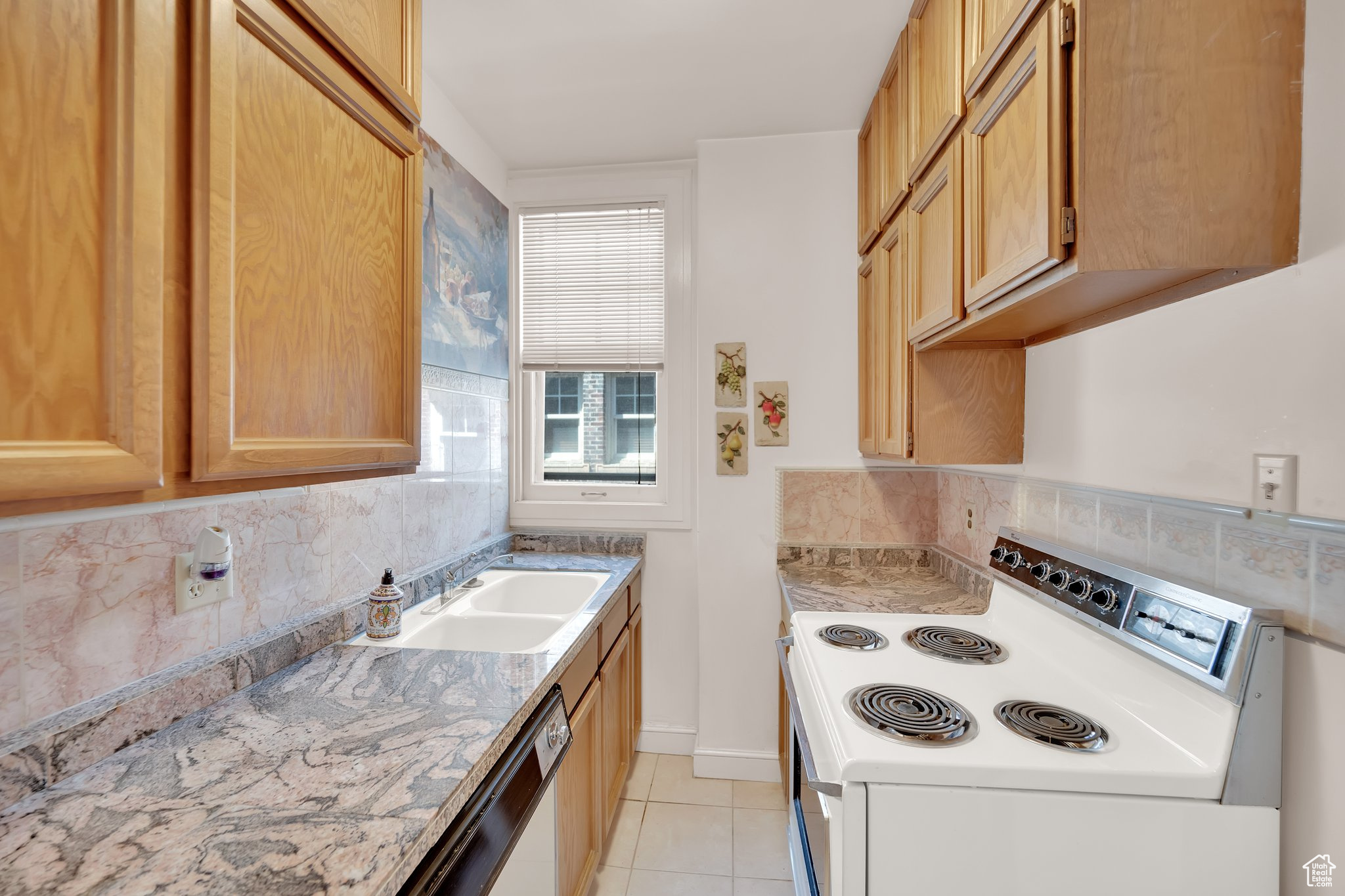 29 S STATE ST #810