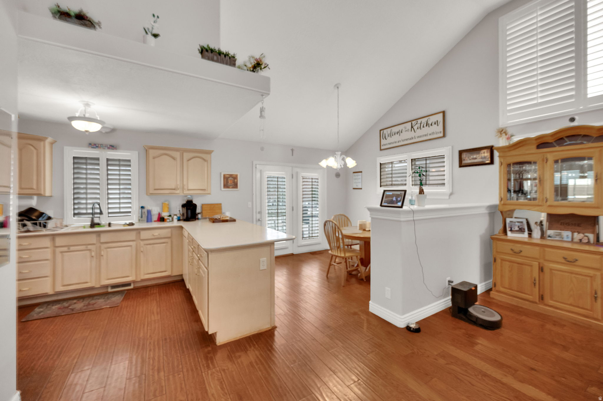4553 S COTTAGE CREEK LN