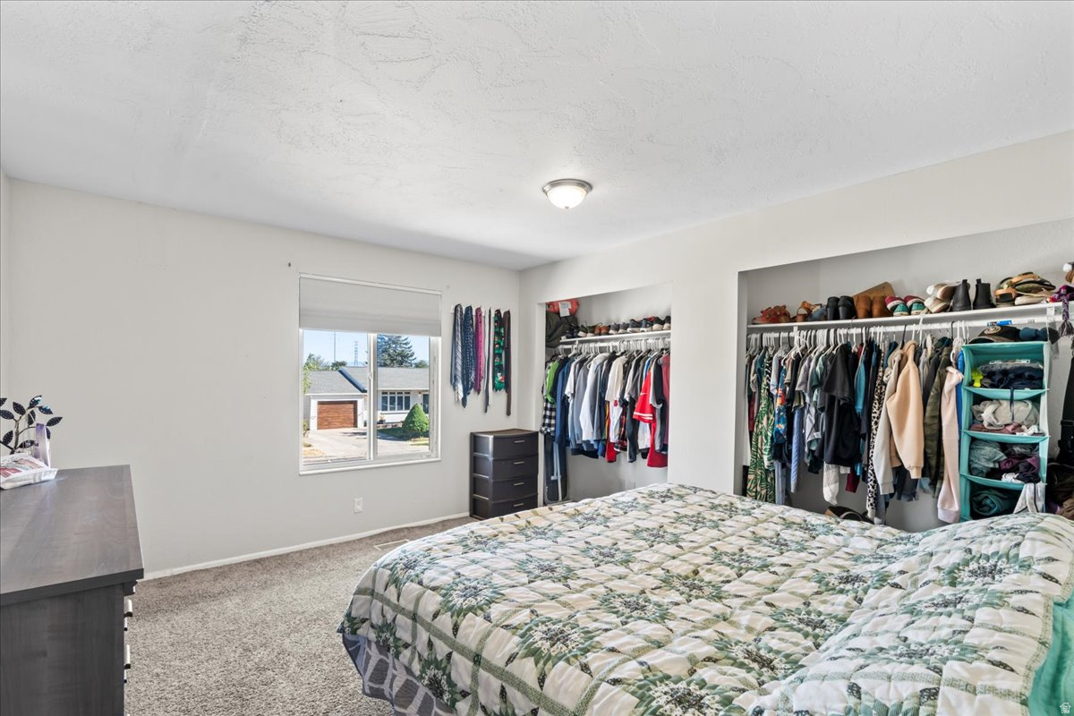 5929 W DRY BONE CIR