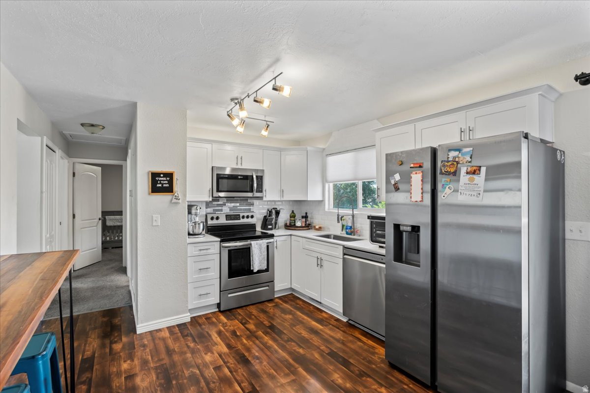 5929 W DRY BONE CIR