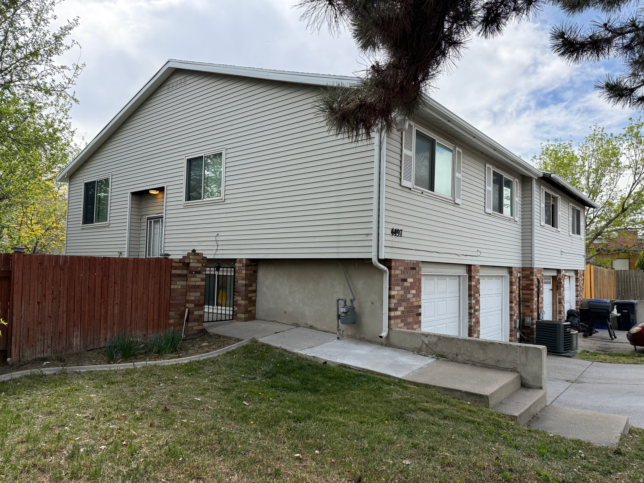 4497 S EDGEWARE LN