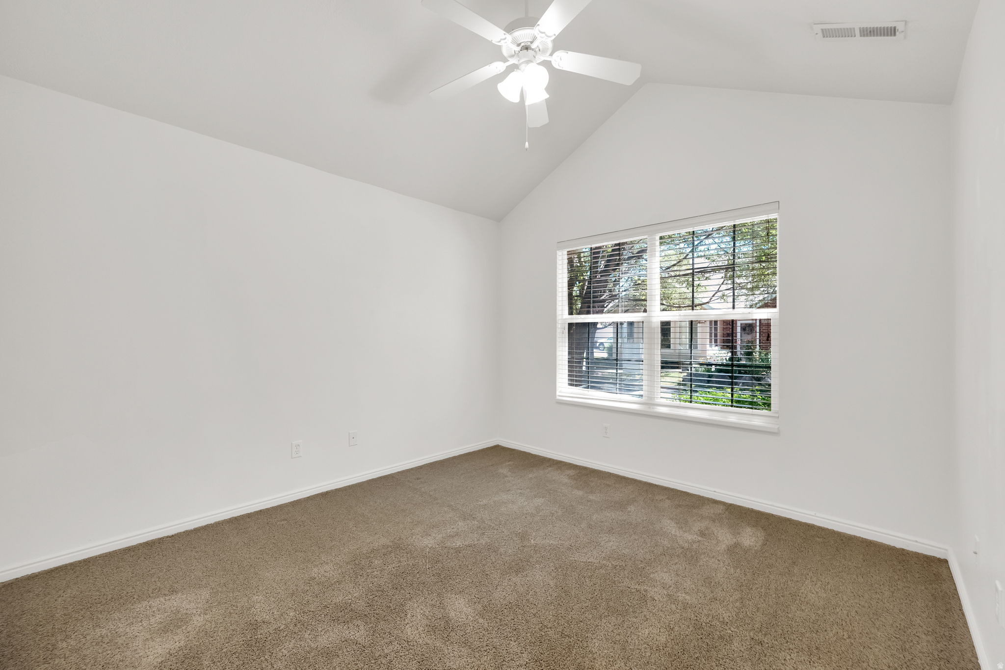 2136 W JORDAN VILLA DR