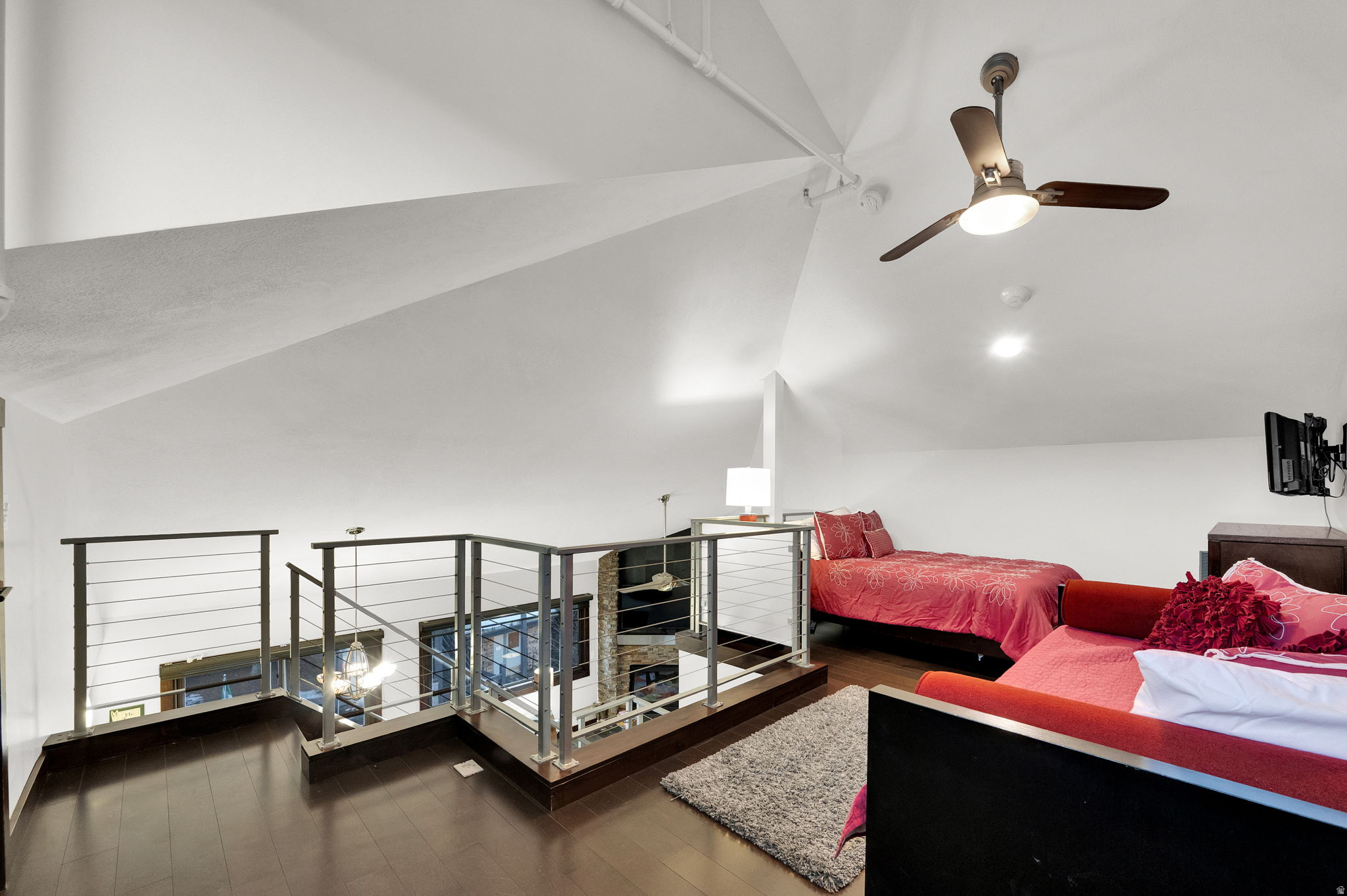 405 SILVER KING DR #121