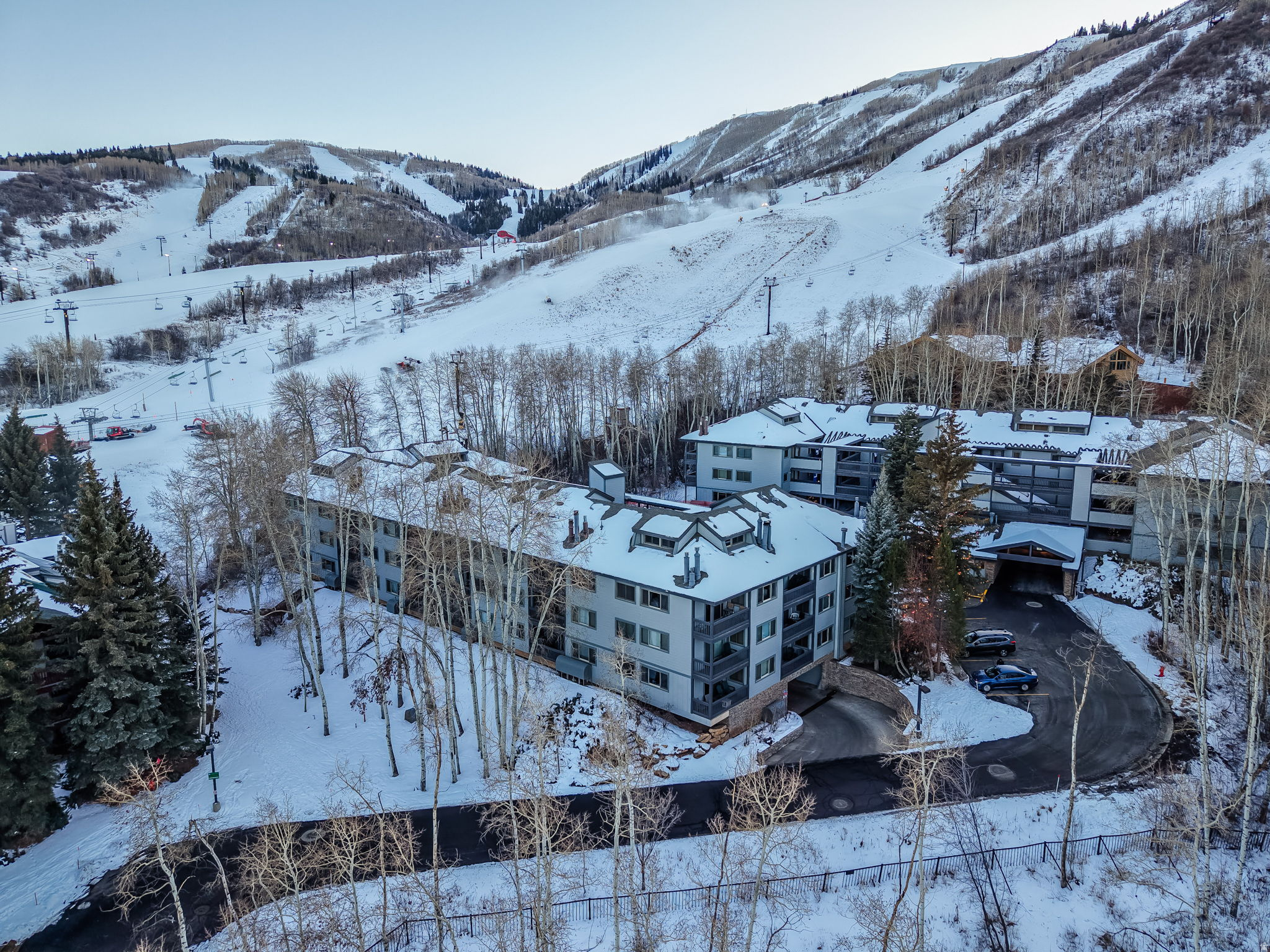 405 SILVER KING DR #121