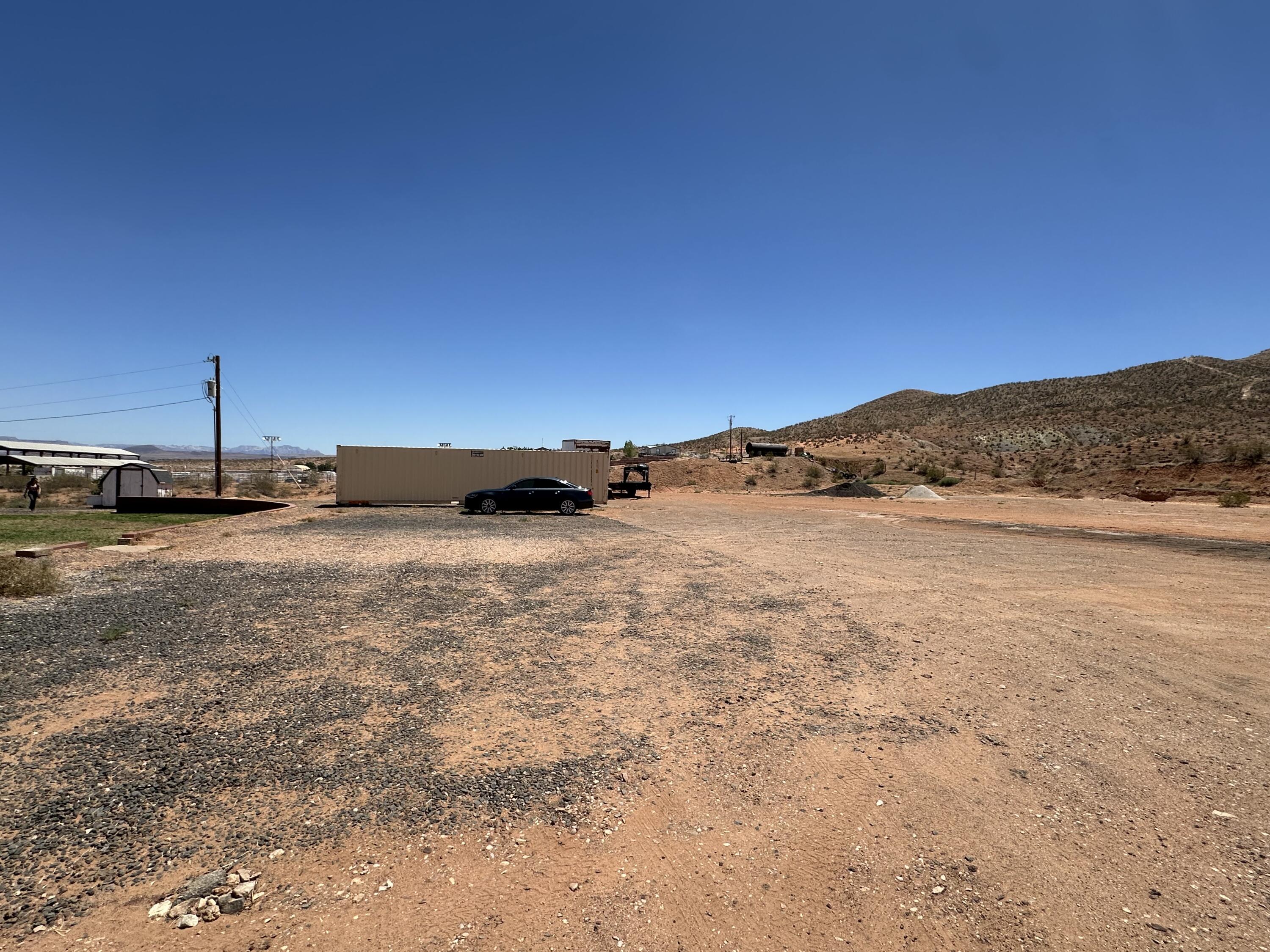 1902 E Washington Dam RD