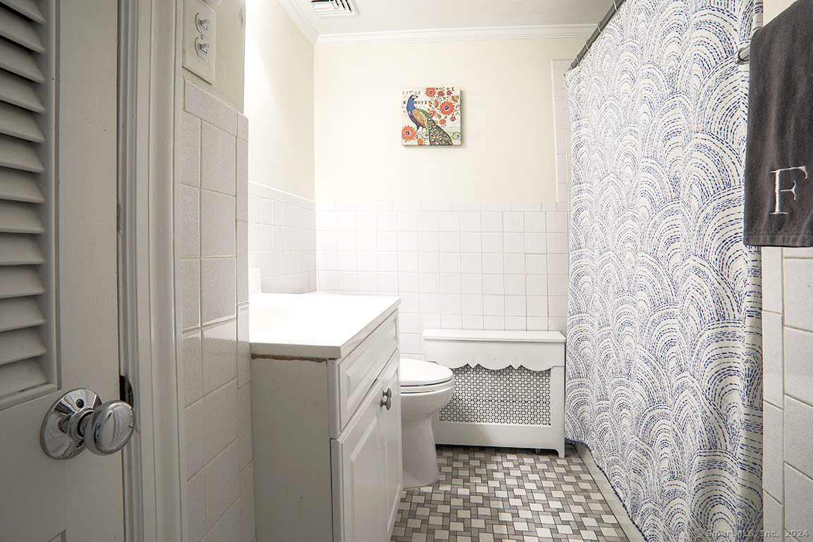 2 Woodacre Road