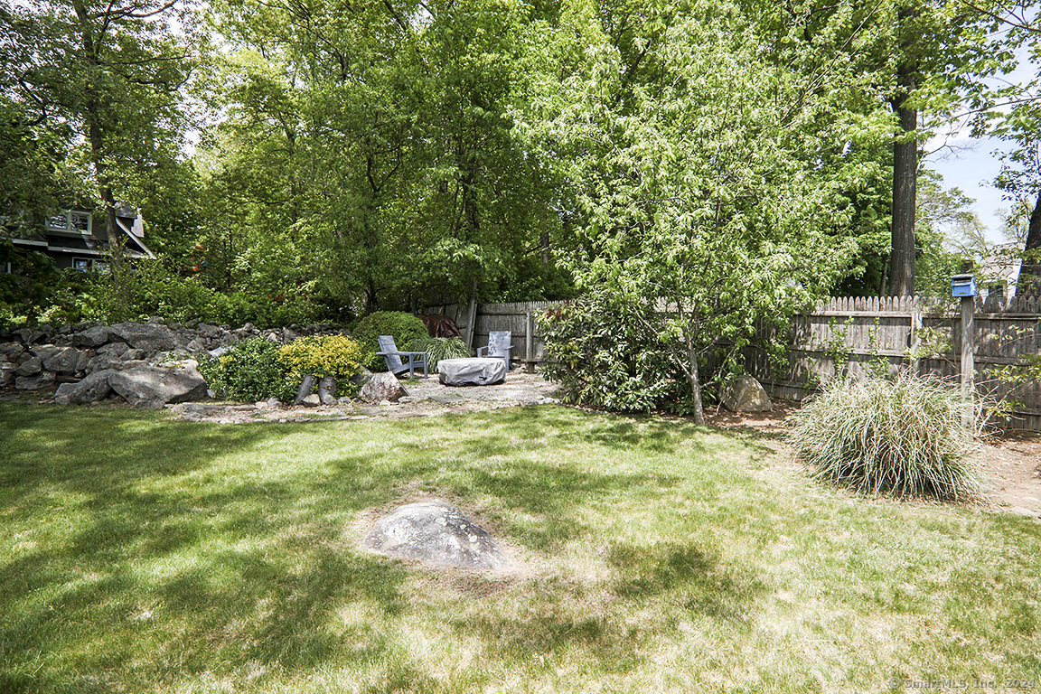 2 Woodacre Road