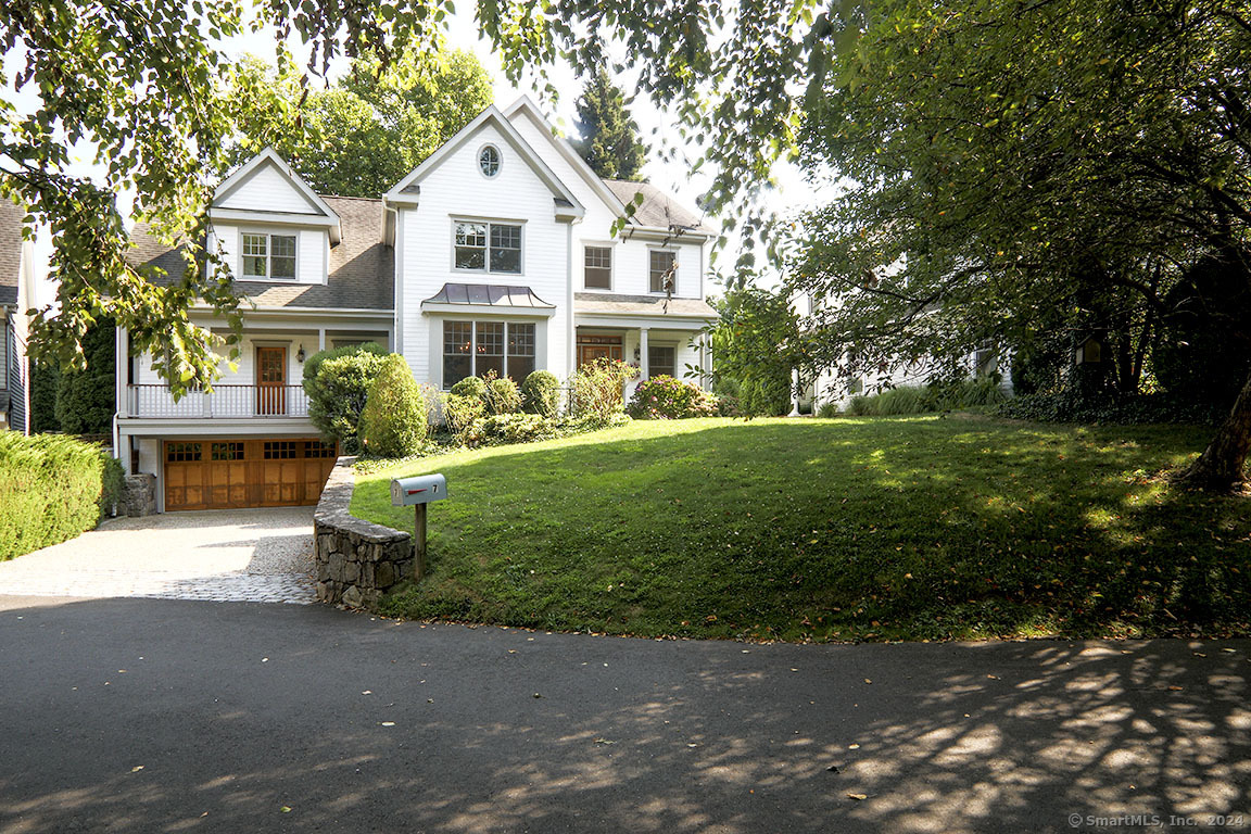 7 Oakleigh Court