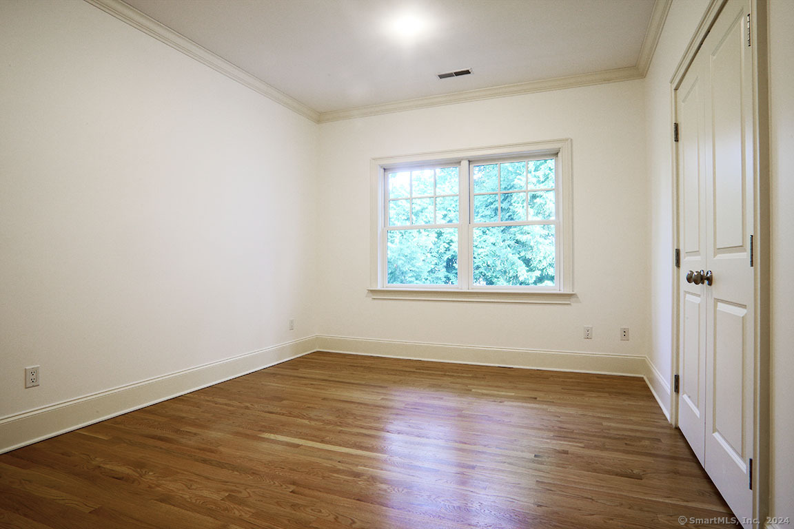 7 Oakleigh Court