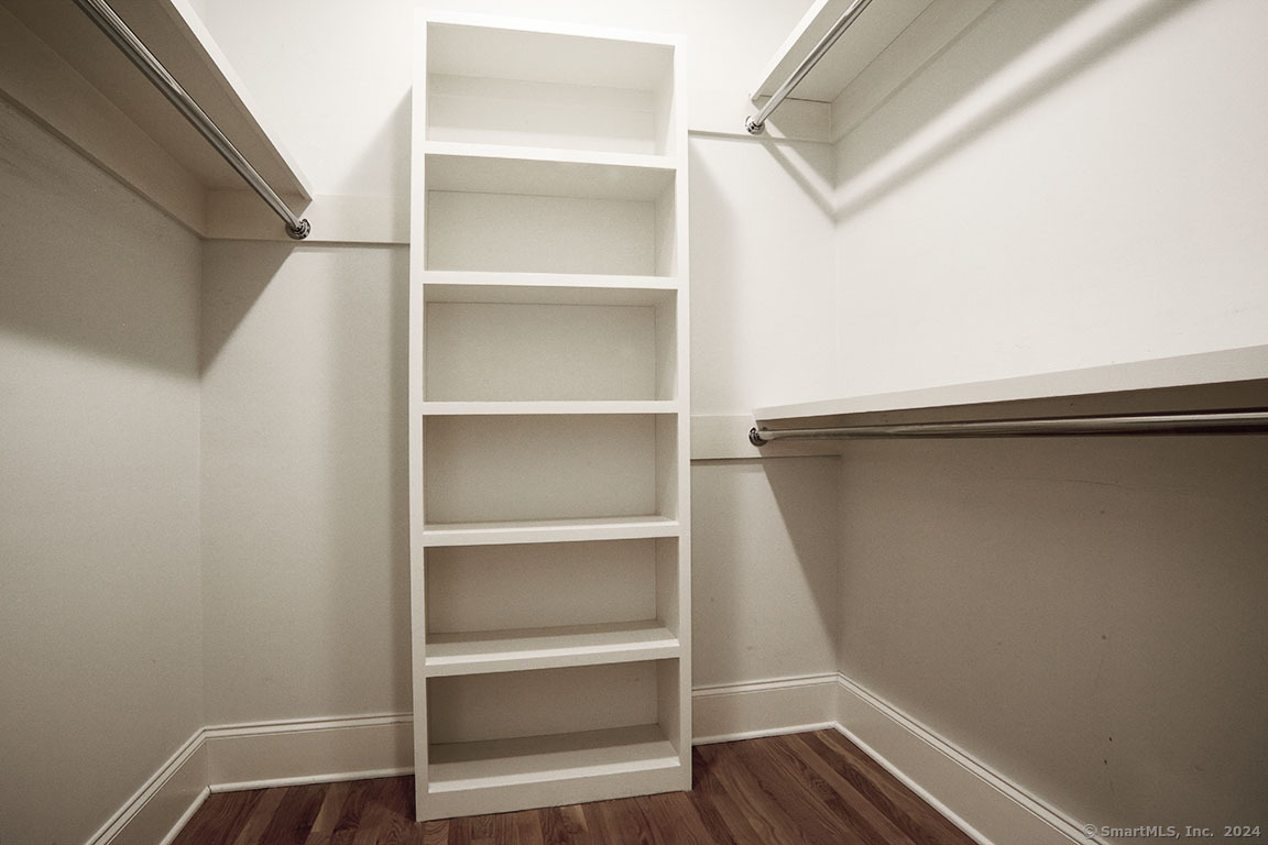 7 Oakleigh Court