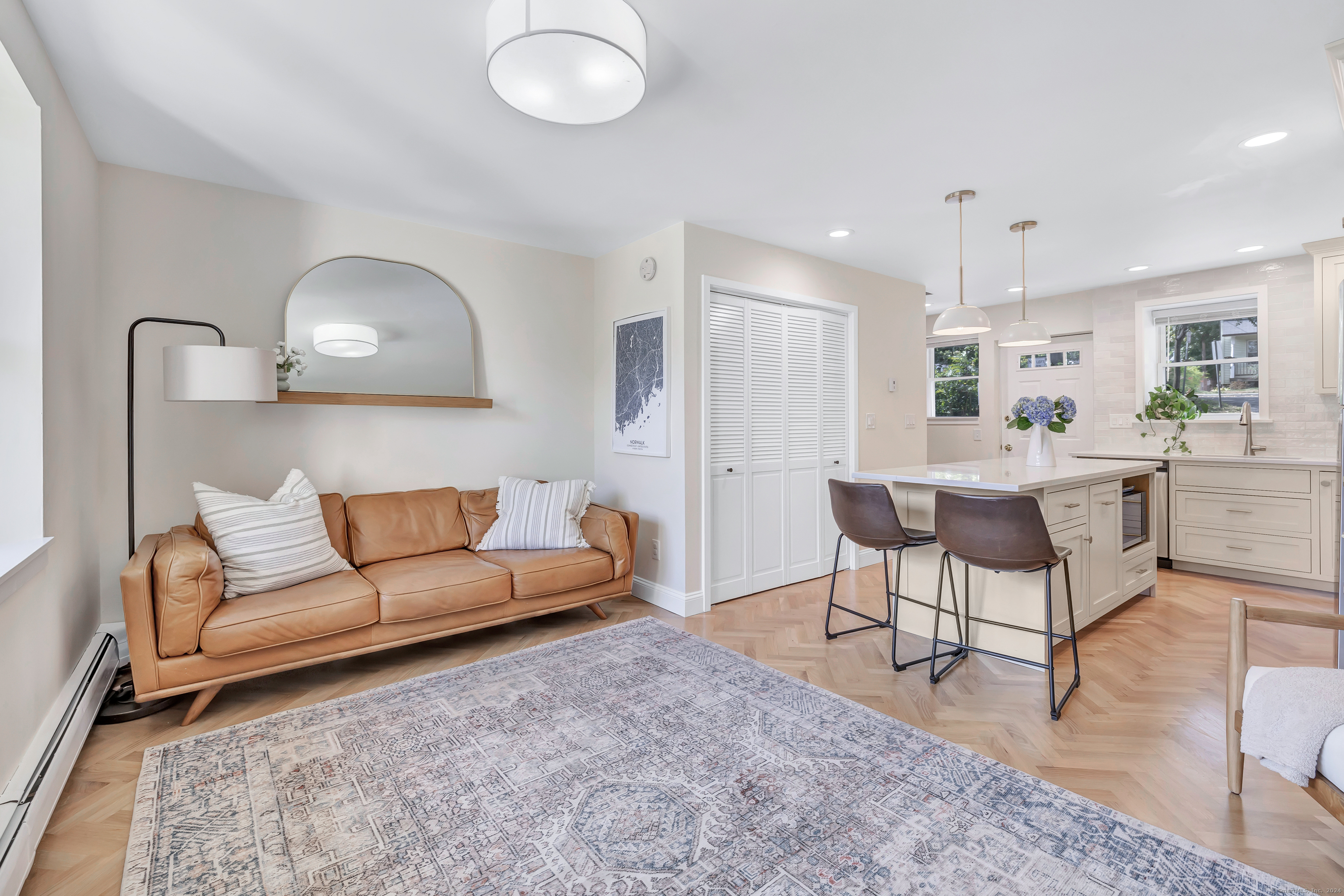 32 Pine Street APT 1B