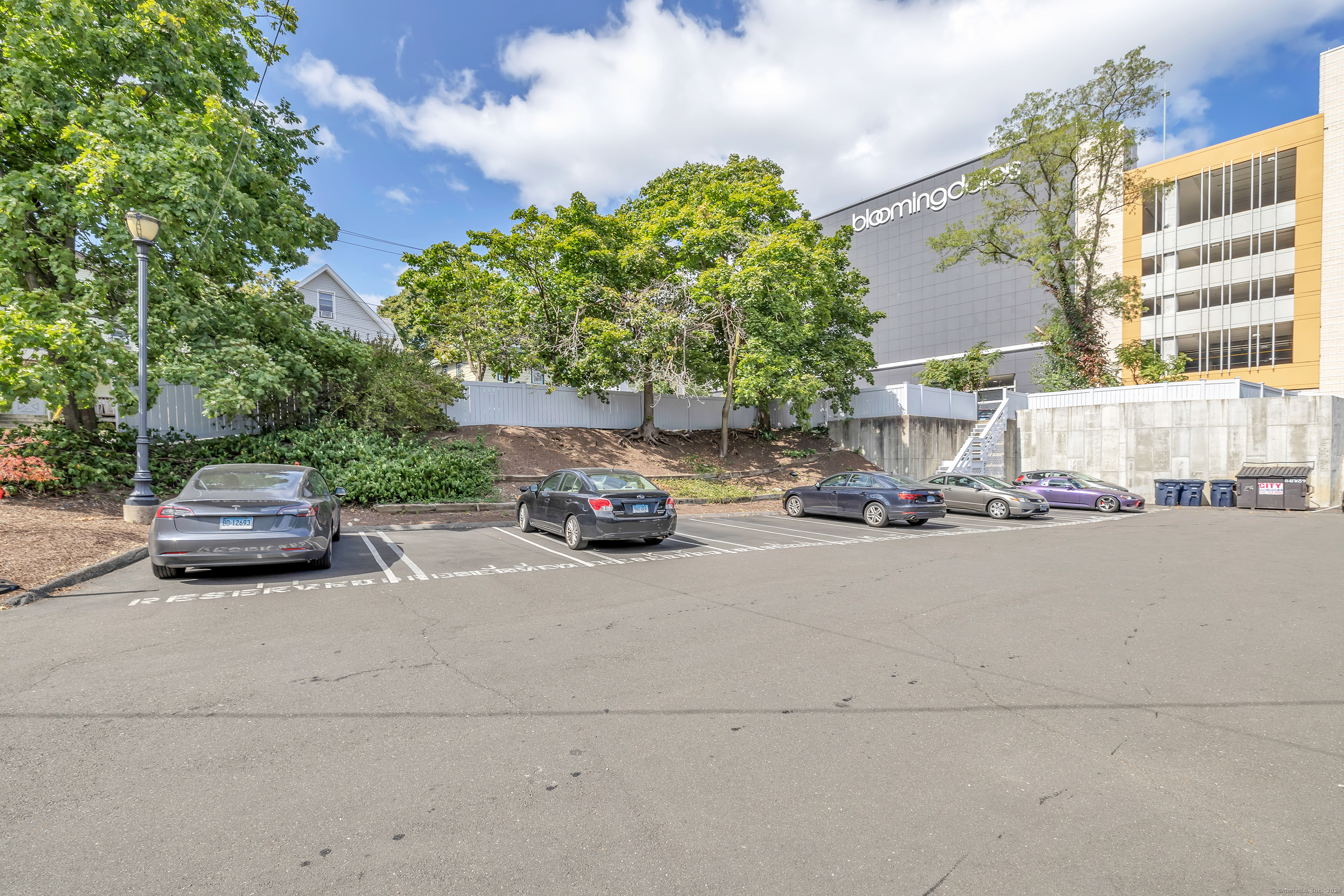 32 Pine Street APT 1B