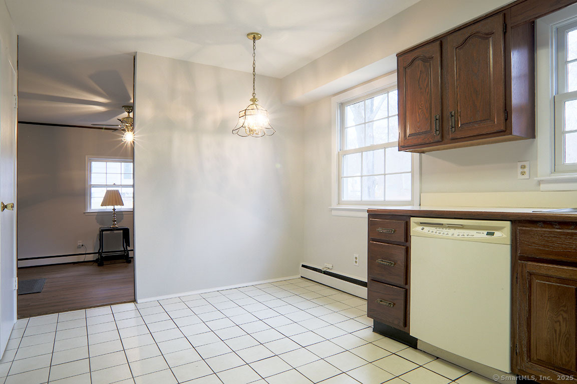 47 Purdy Road East
