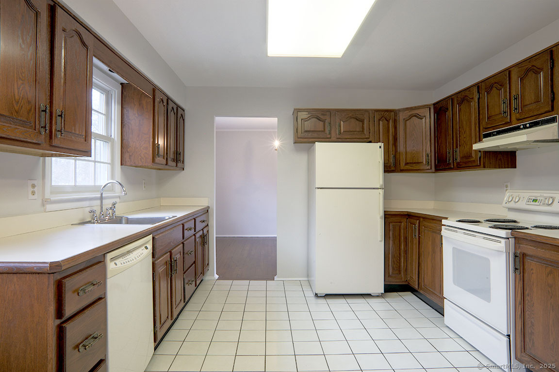 47 Purdy Road East