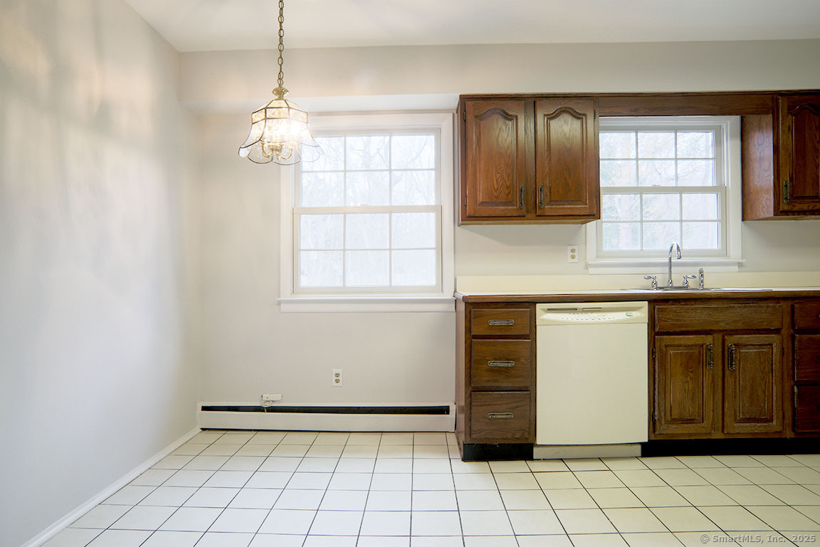47 Purdy Road East