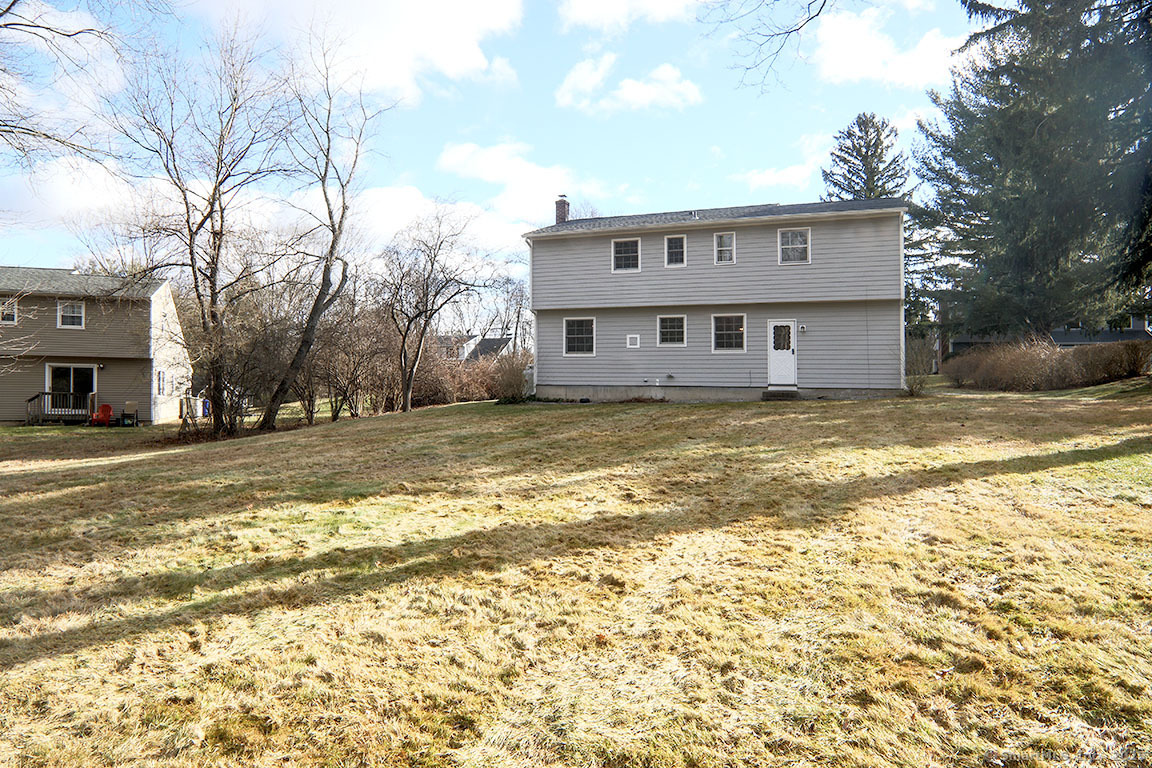 47 Purdy Road East