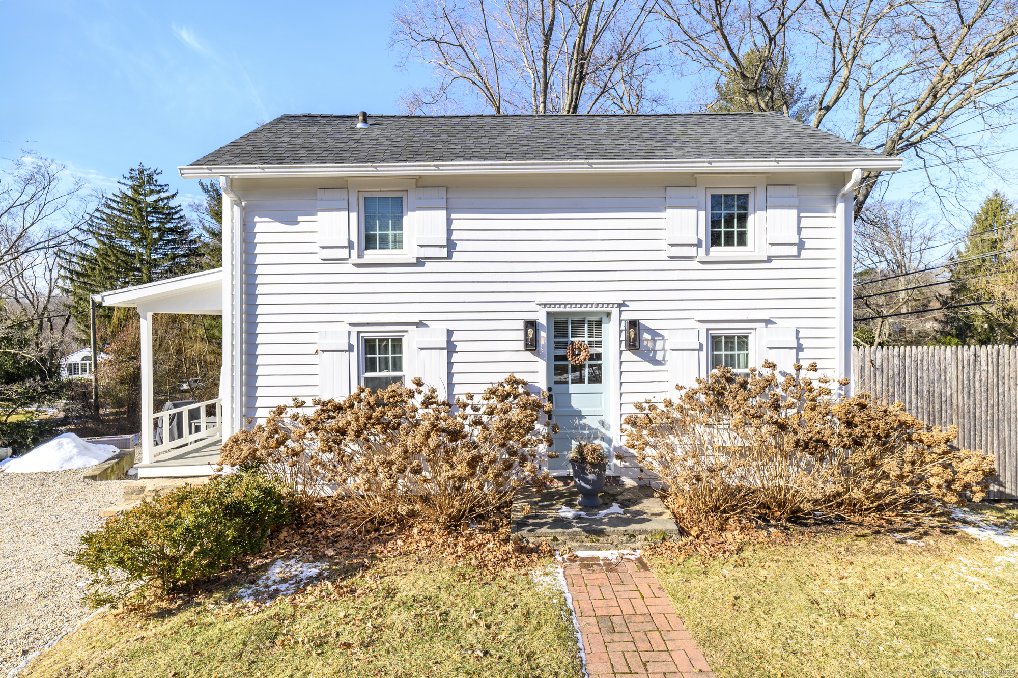 19 Grumman Avenue