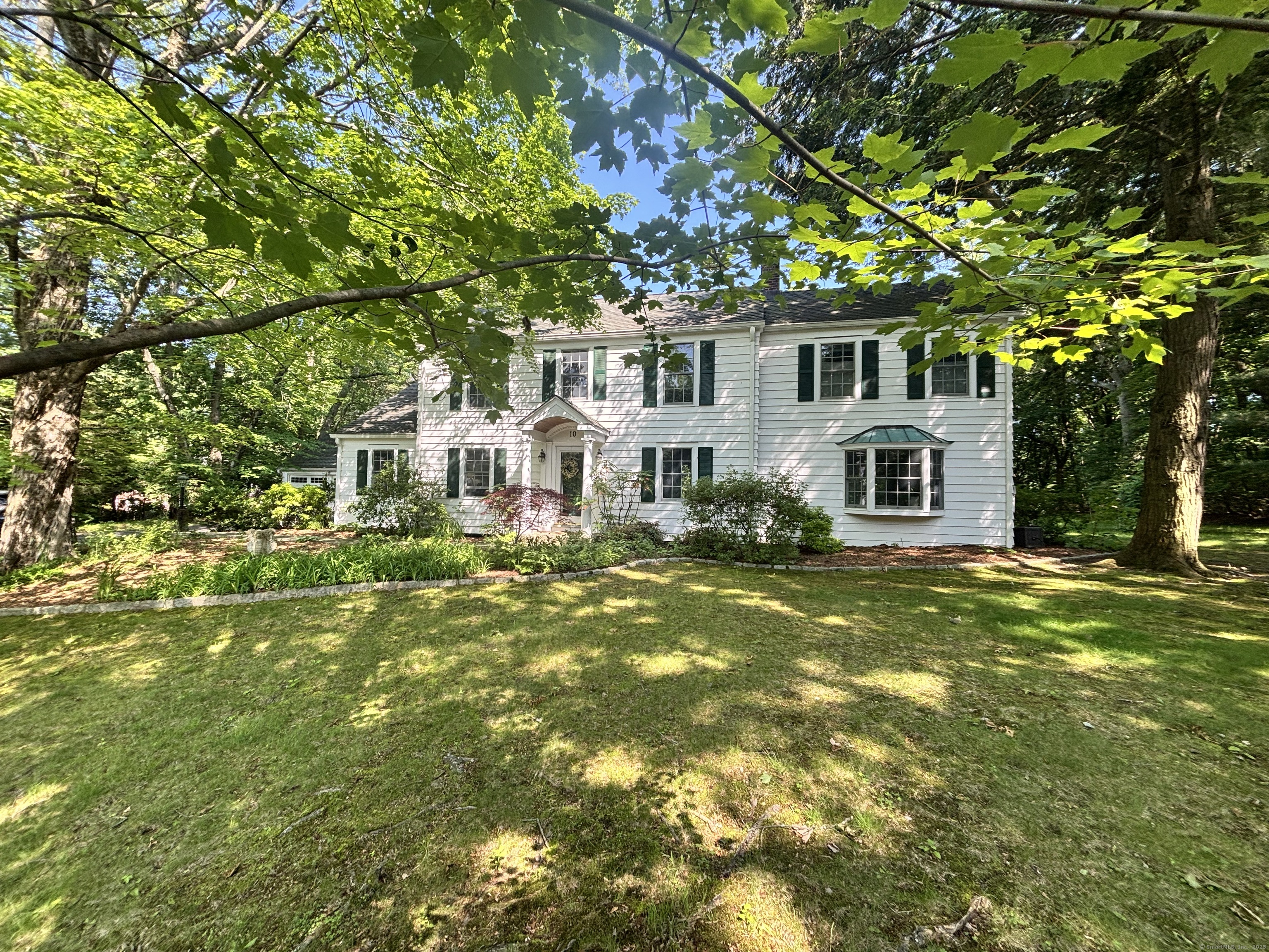10 Riverview Drive